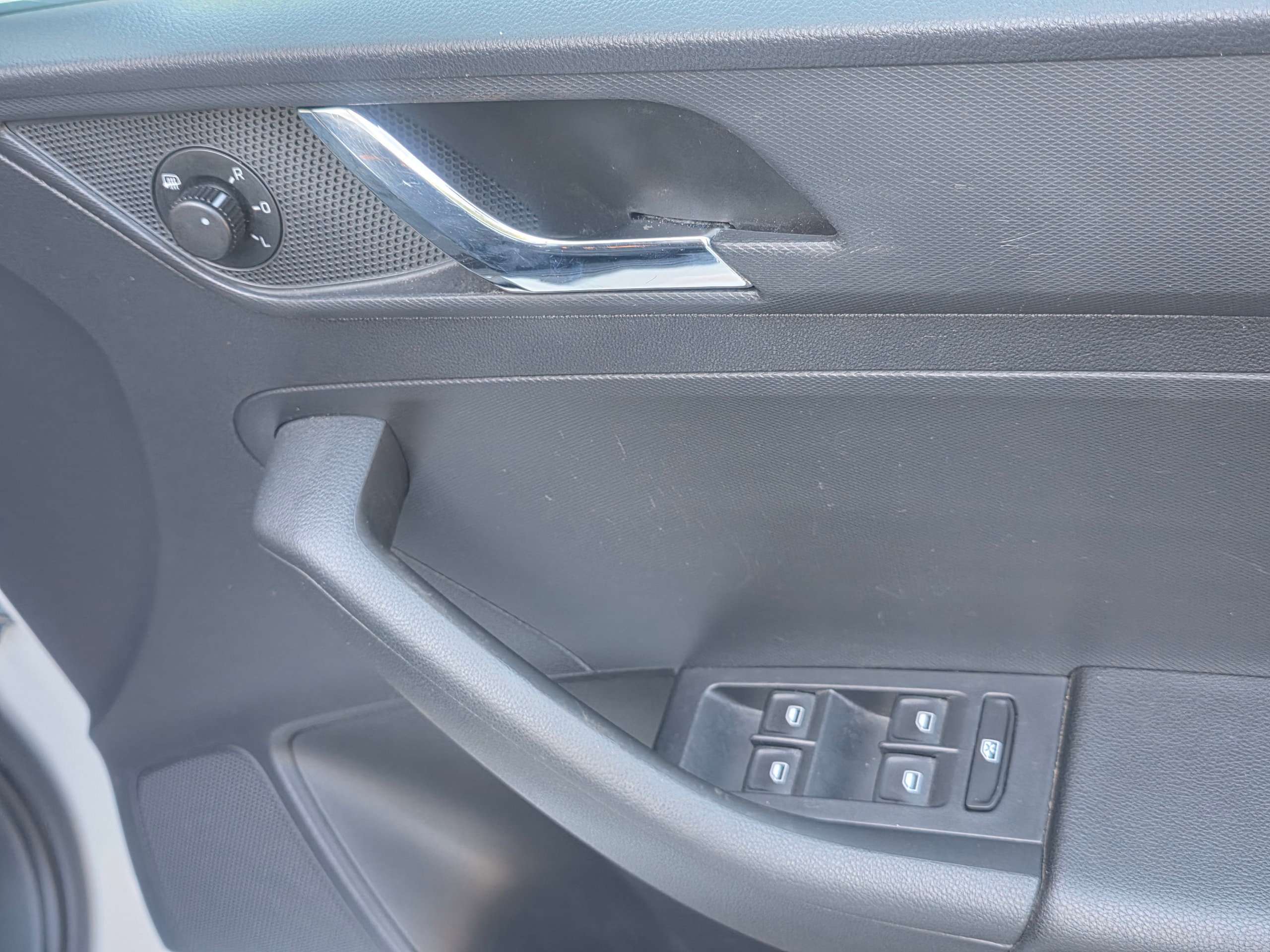 2013 SKODA RAPID SPACEBACK 2013 SKODA RAPID SPACEBACK