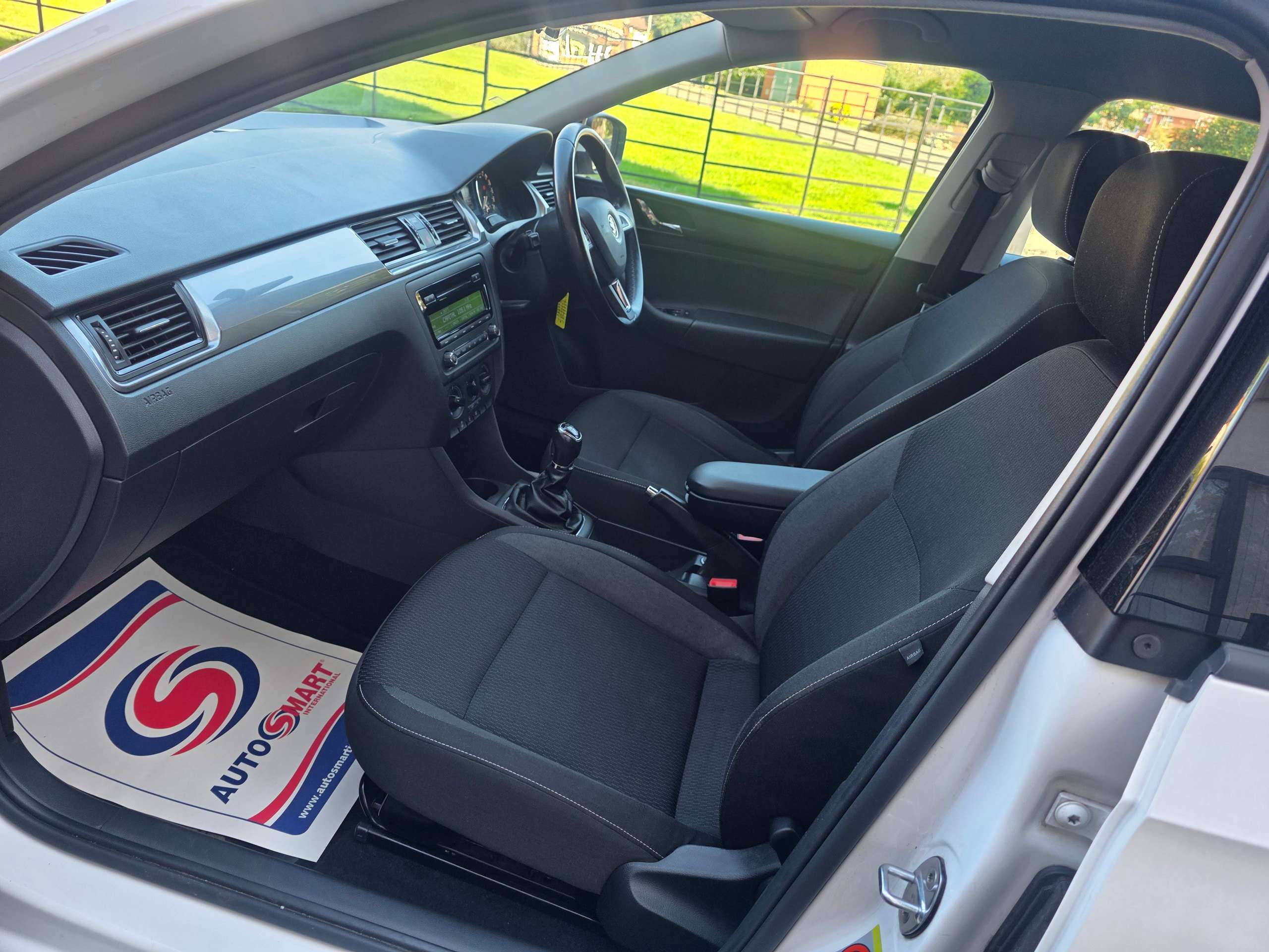 2013 SKODA RAPID SPACEBACK 2013 SKODA RAPID SPACEBACK