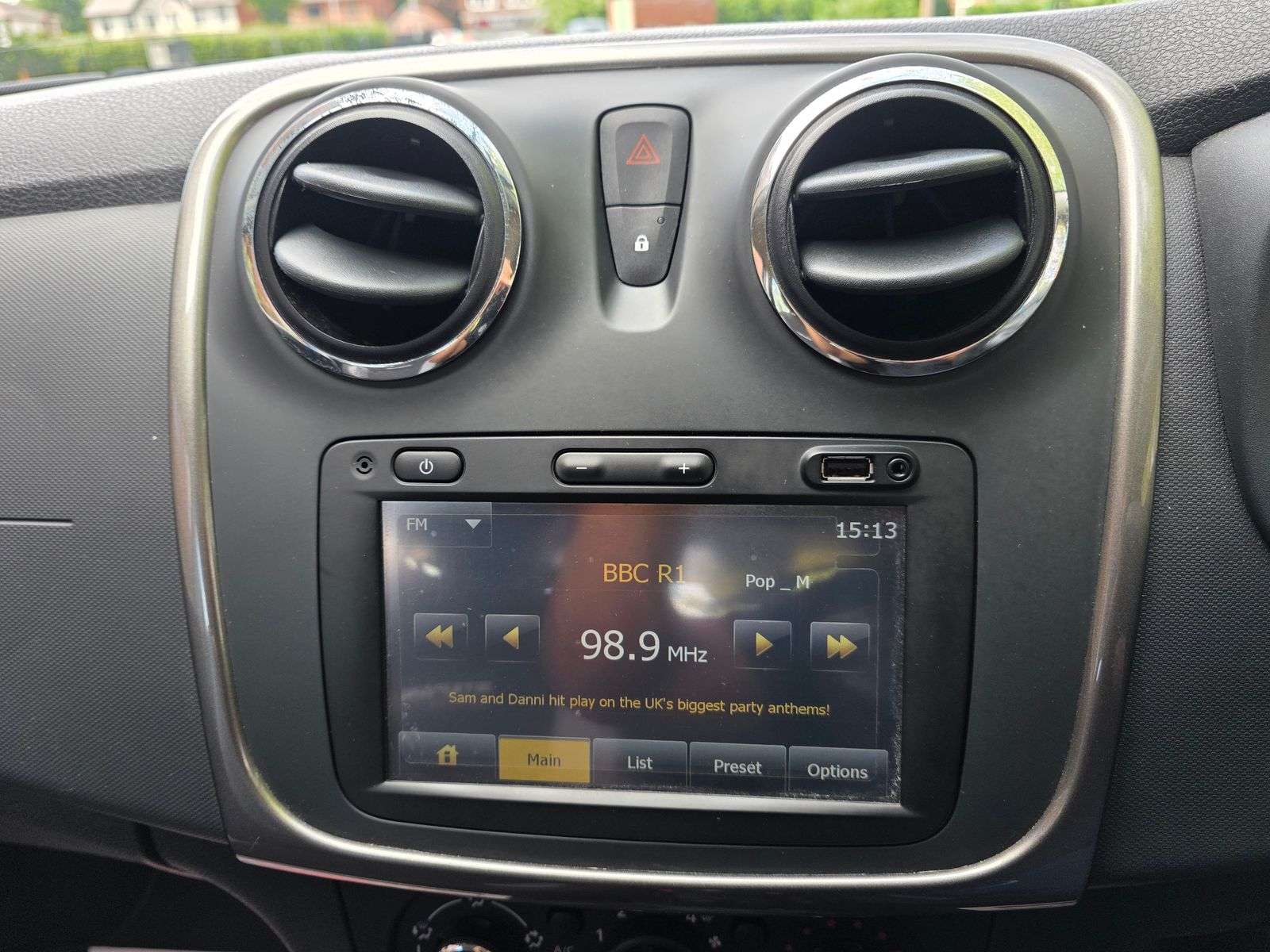 2015 DACIA SANDERO STEPWAY 2015 DACIA SANDERO STEPWAY