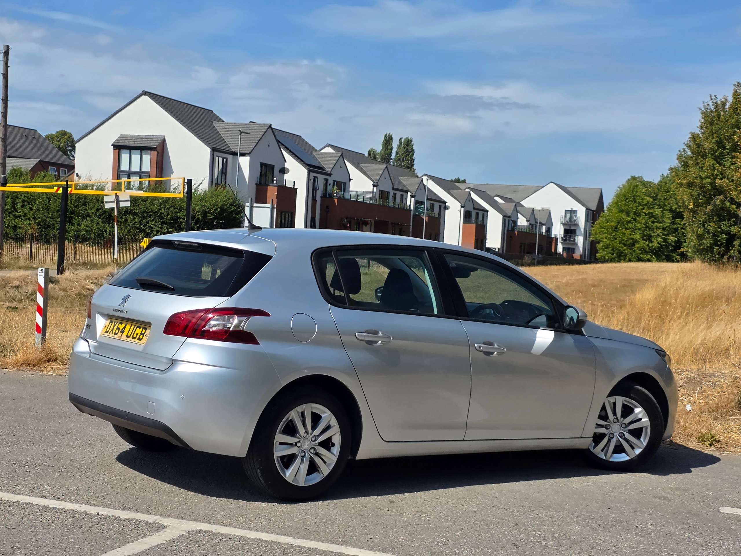 2014 PEUGEOT 308 2014 PEUGEOT 308