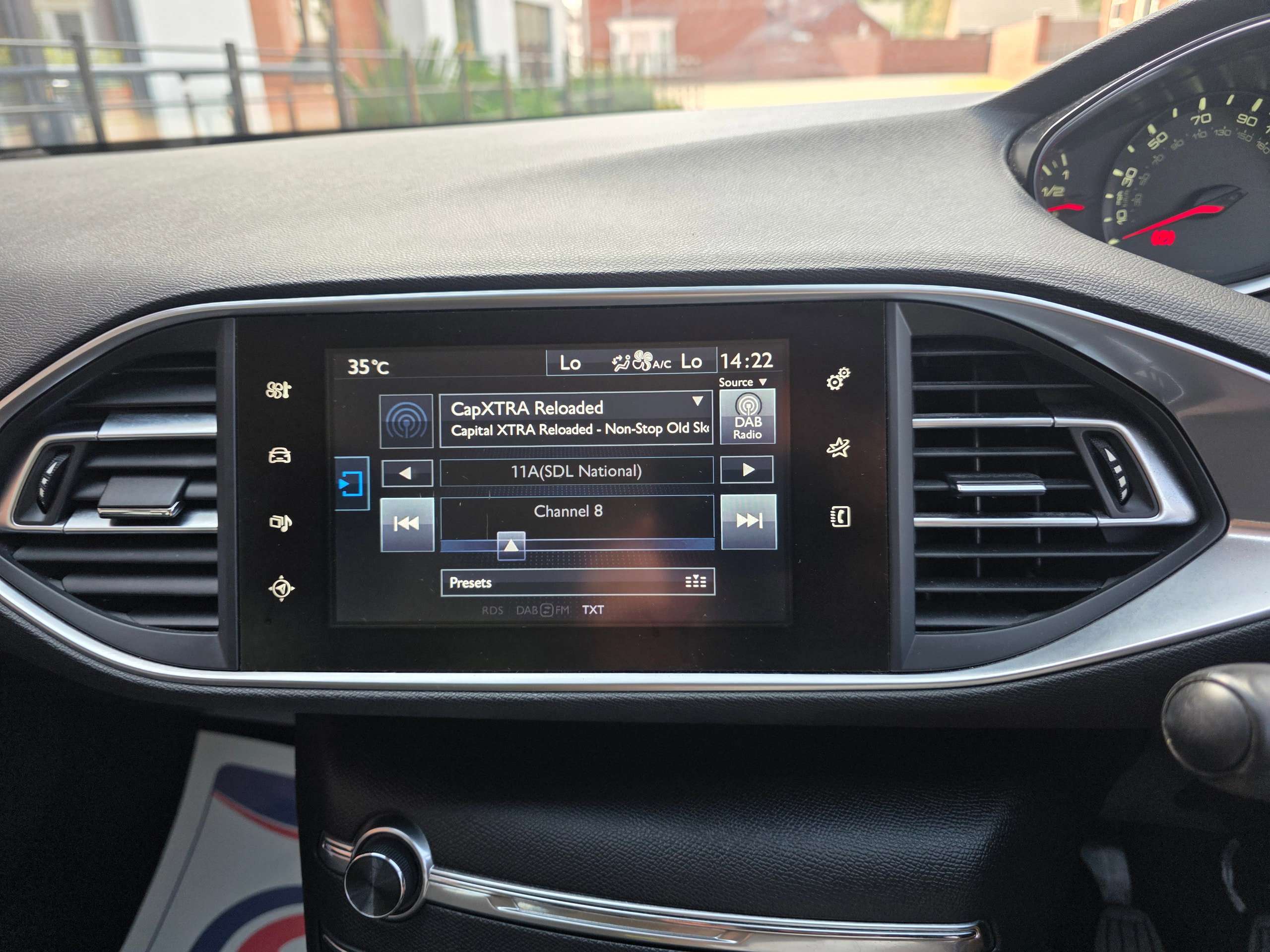 2014 PEUGEOT 308 2014 PEUGEOT 308