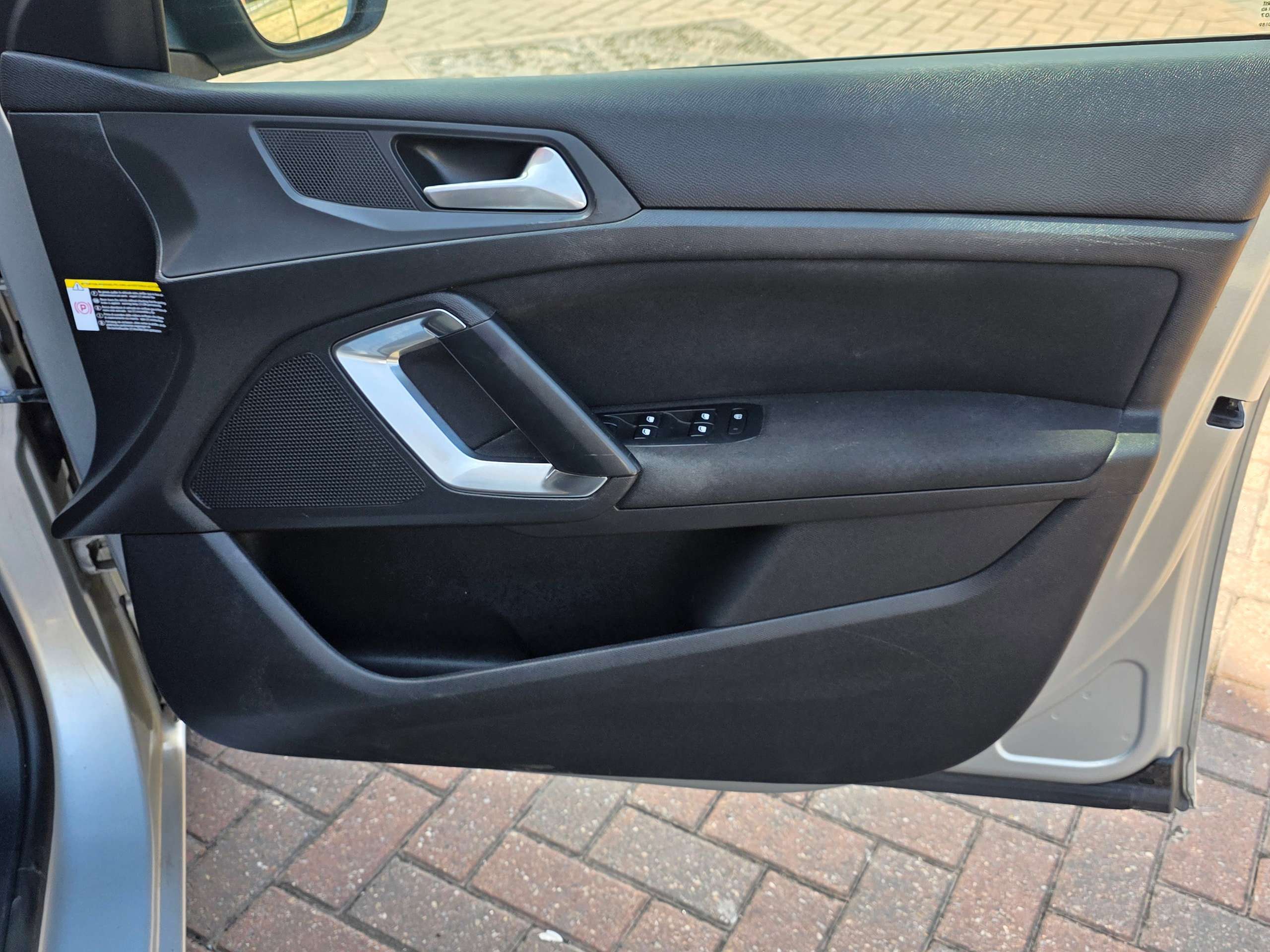 2014 PEUGEOT 308 2014 PEUGEOT 308