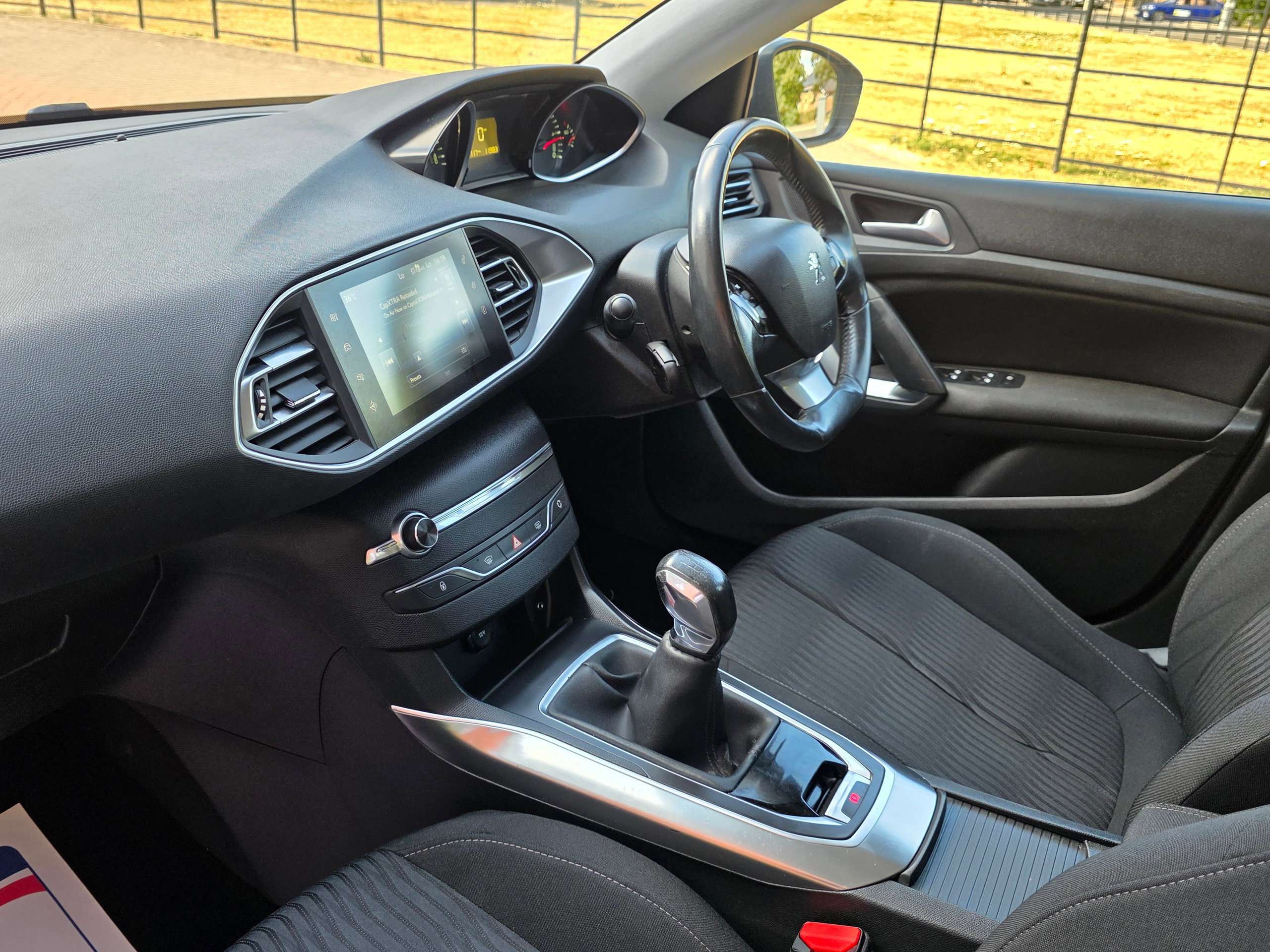 2014 PEUGEOT 308 2014 PEUGEOT 308