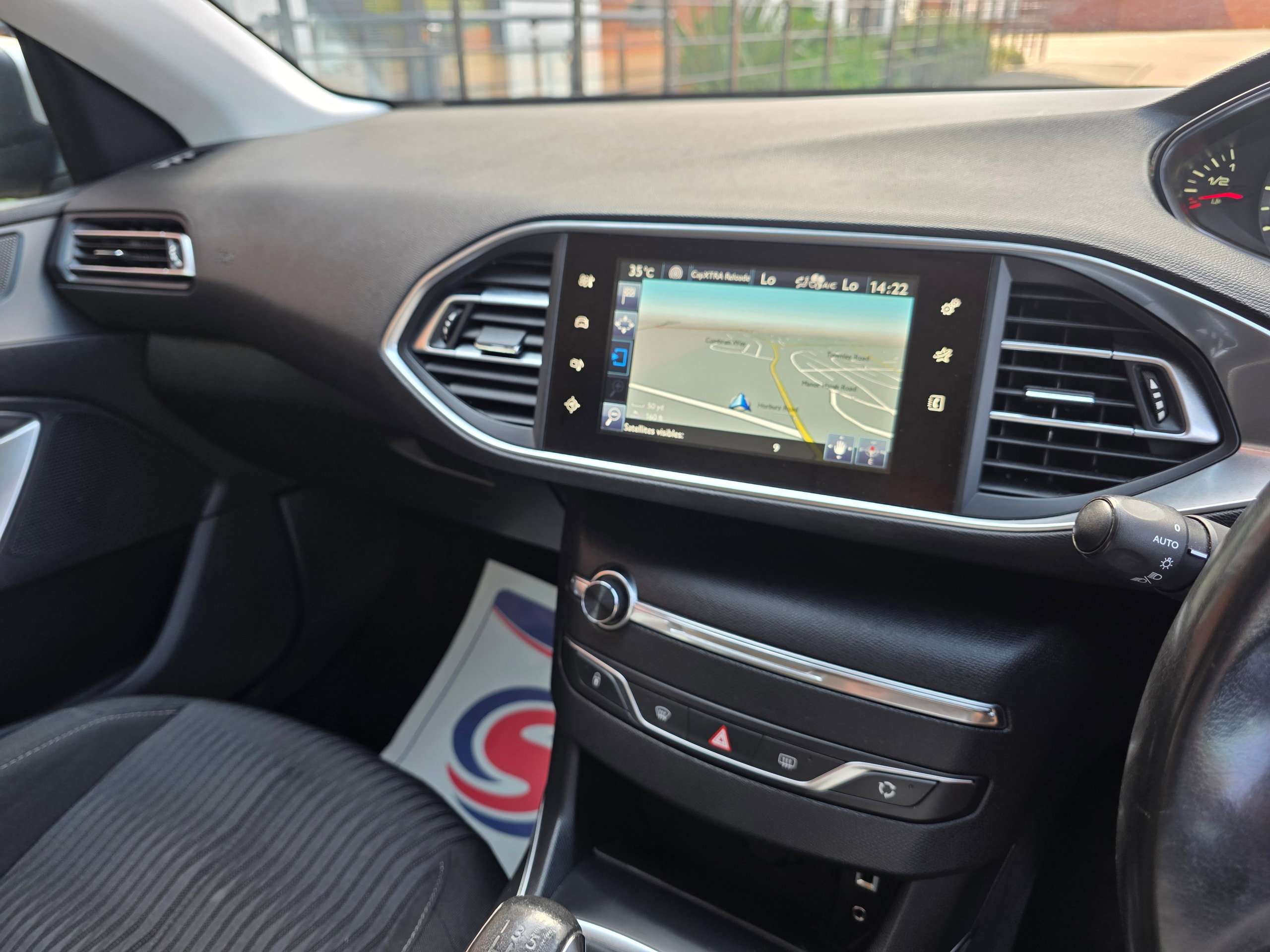 2014 PEUGEOT 308 2014 PEUGEOT 308