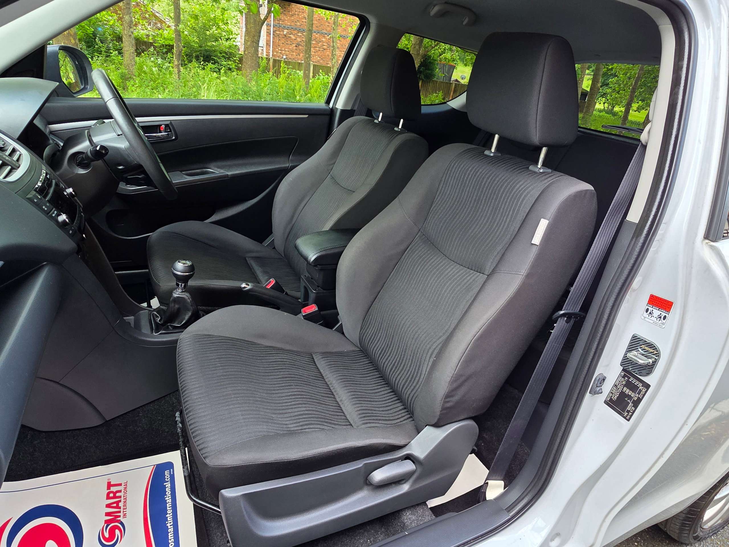 2012 SUZUKI SWIFT 2012 SUZUKI SWIFT