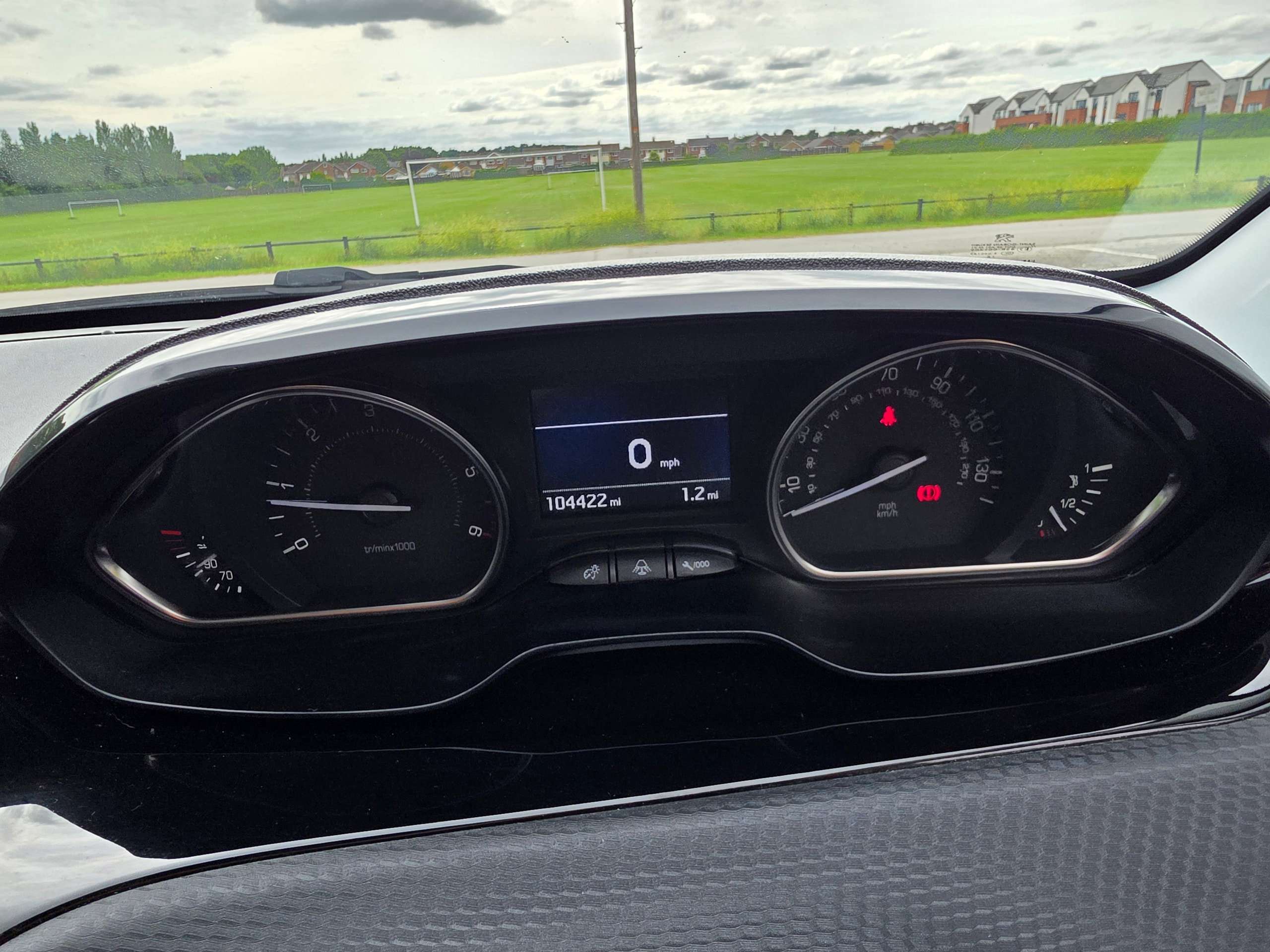 2016 PEUGEOT 2008 2016 PEUGEOT 2008