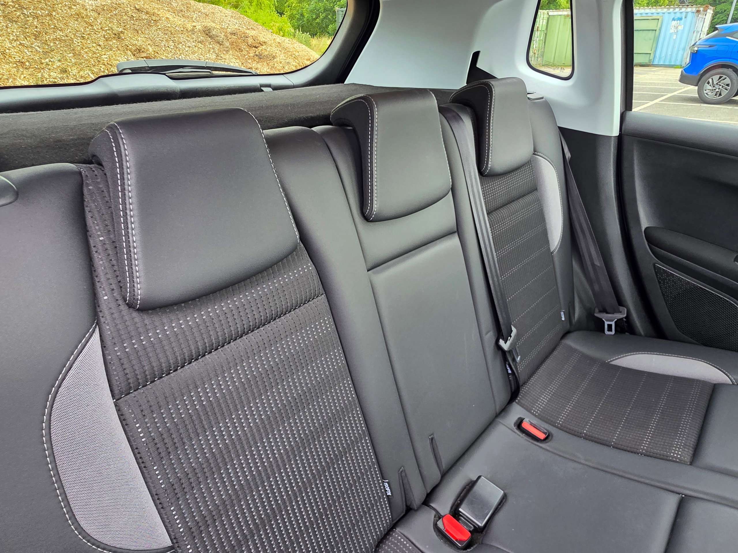 2016 PEUGEOT 2008 2016 PEUGEOT 2008