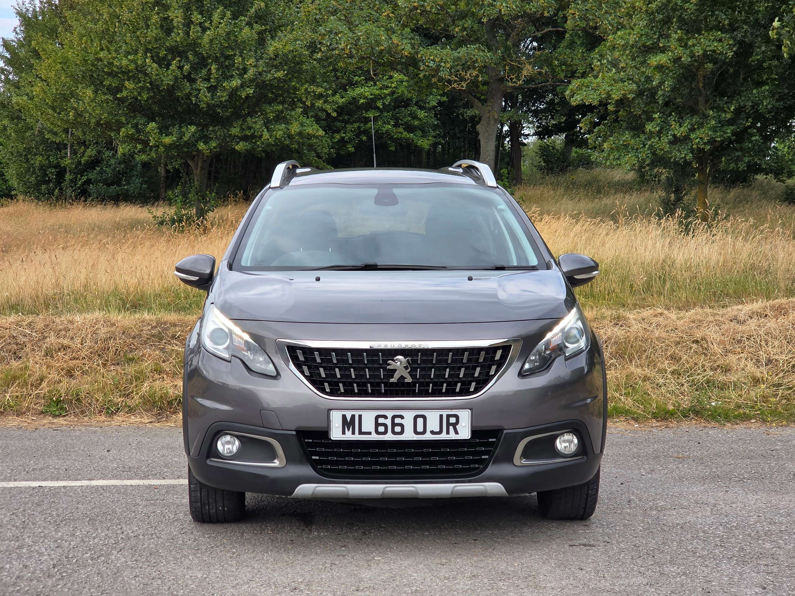 A 2016 PEUGEOT 2008 1.6 BlueHDi Allure SUV 5dr Diesel Manual Euro 6 (100 ps) A 2016 PEUGEOT 2008 1.6 BlueHDi Allure SUV 5dr Diesel Manual Euro 6 (100 ps)