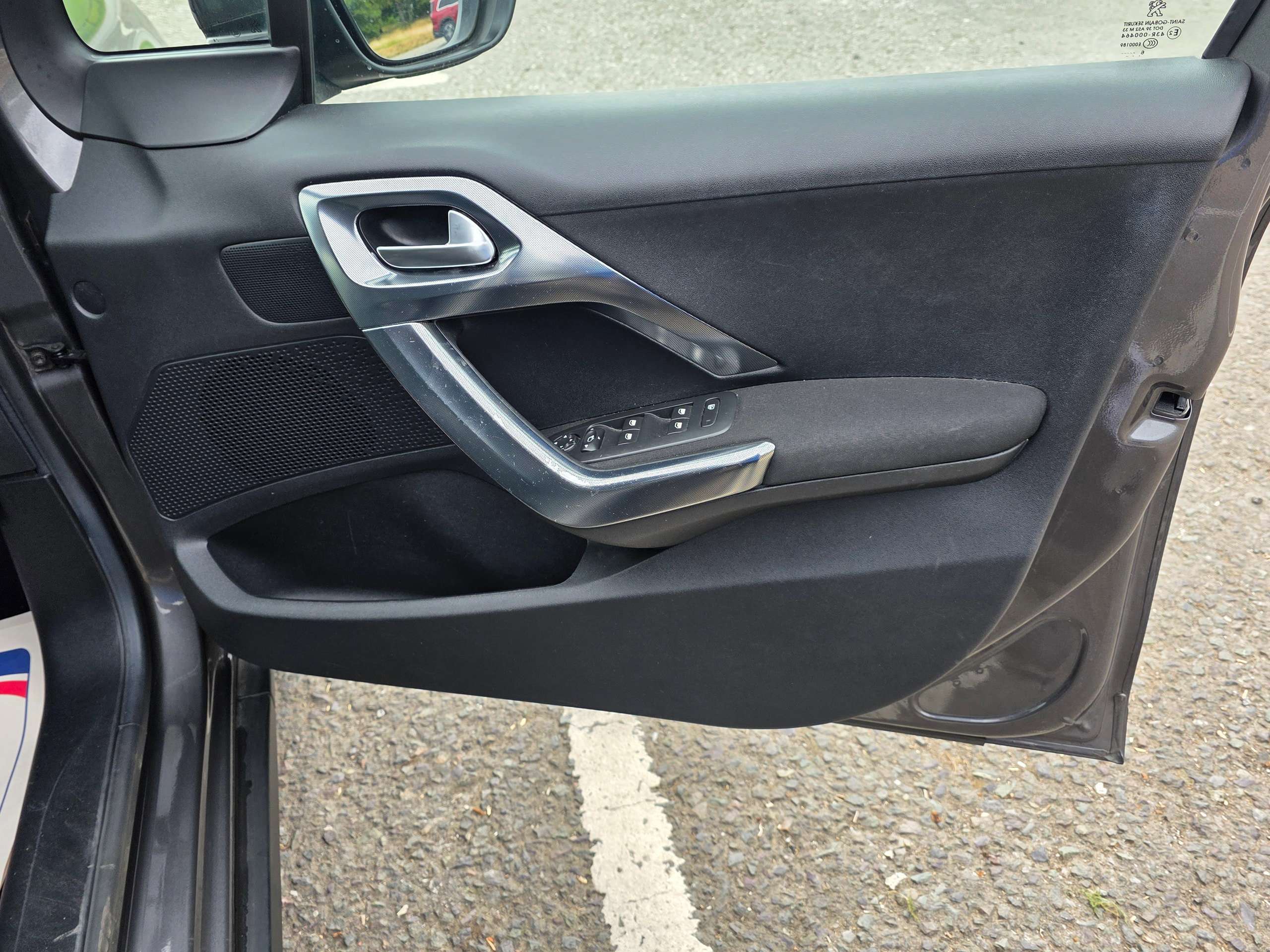 2016 PEUGEOT 2008 2016 PEUGEOT 2008