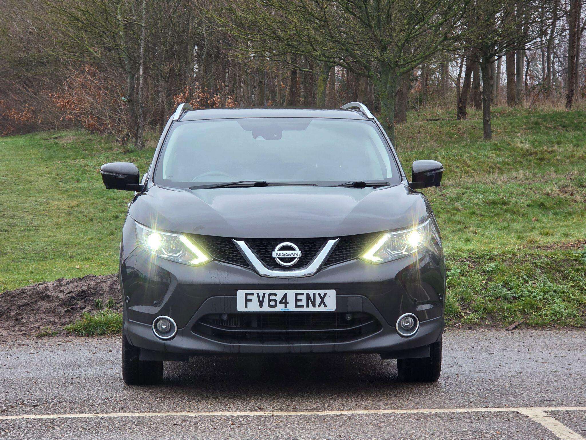 A 2014 NISSAN QASHQAI 1.6 dCi Tekna 2WD Euro 5 (s/s) 5dr A 2014 NISSAN QASHQAI 1.6 dCi Tekna 2WD Euro 5 (s/s) 5dr