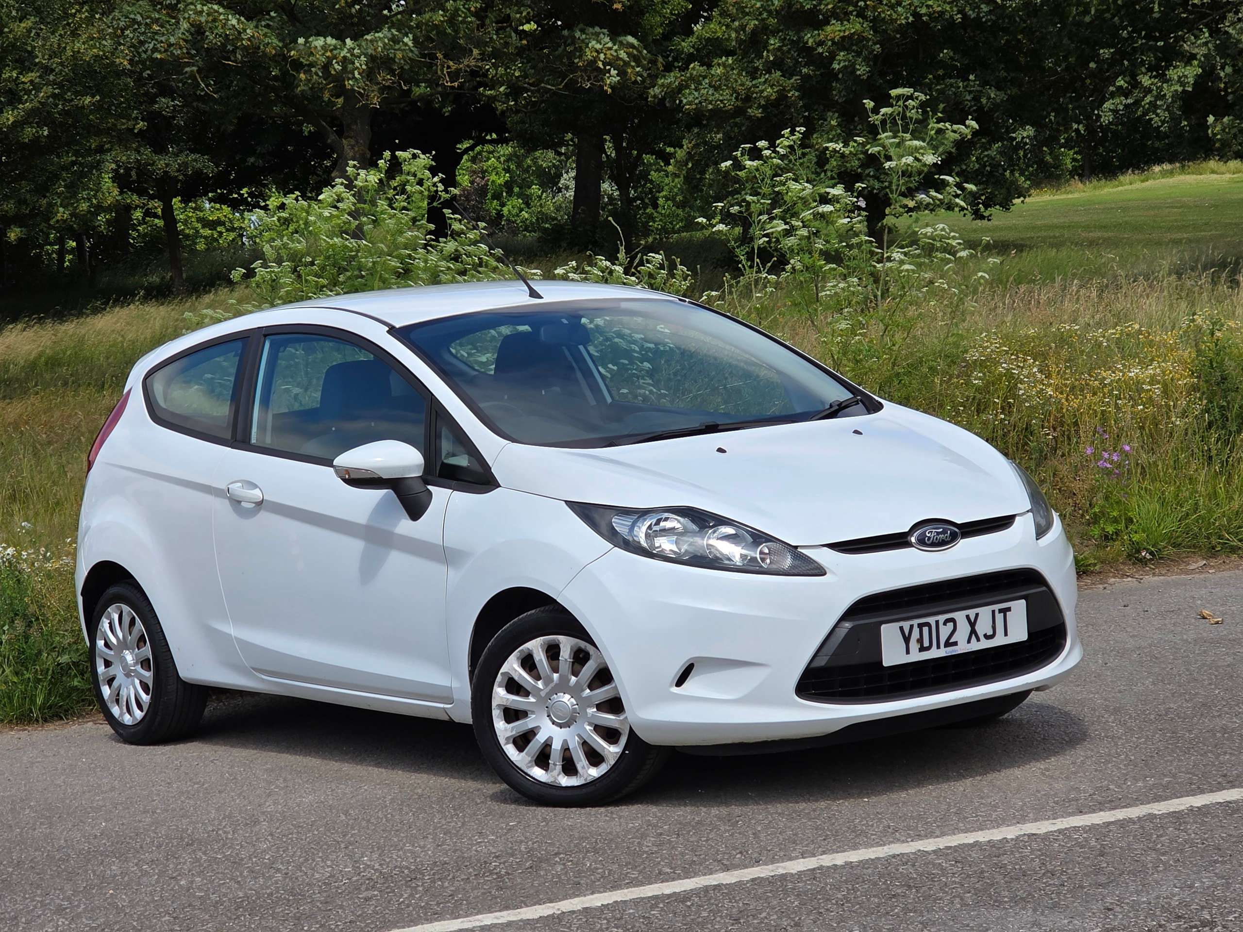 A 2012 FORD FIESTA 1.25 Edge Hatchback 3dr Petrol Manual (127 g/km, 59 bhp) A 2012 FORD FIESTA 1.25 Edge Hatchback 3dr Petrol Manual (127 g/km, 59 bhp)