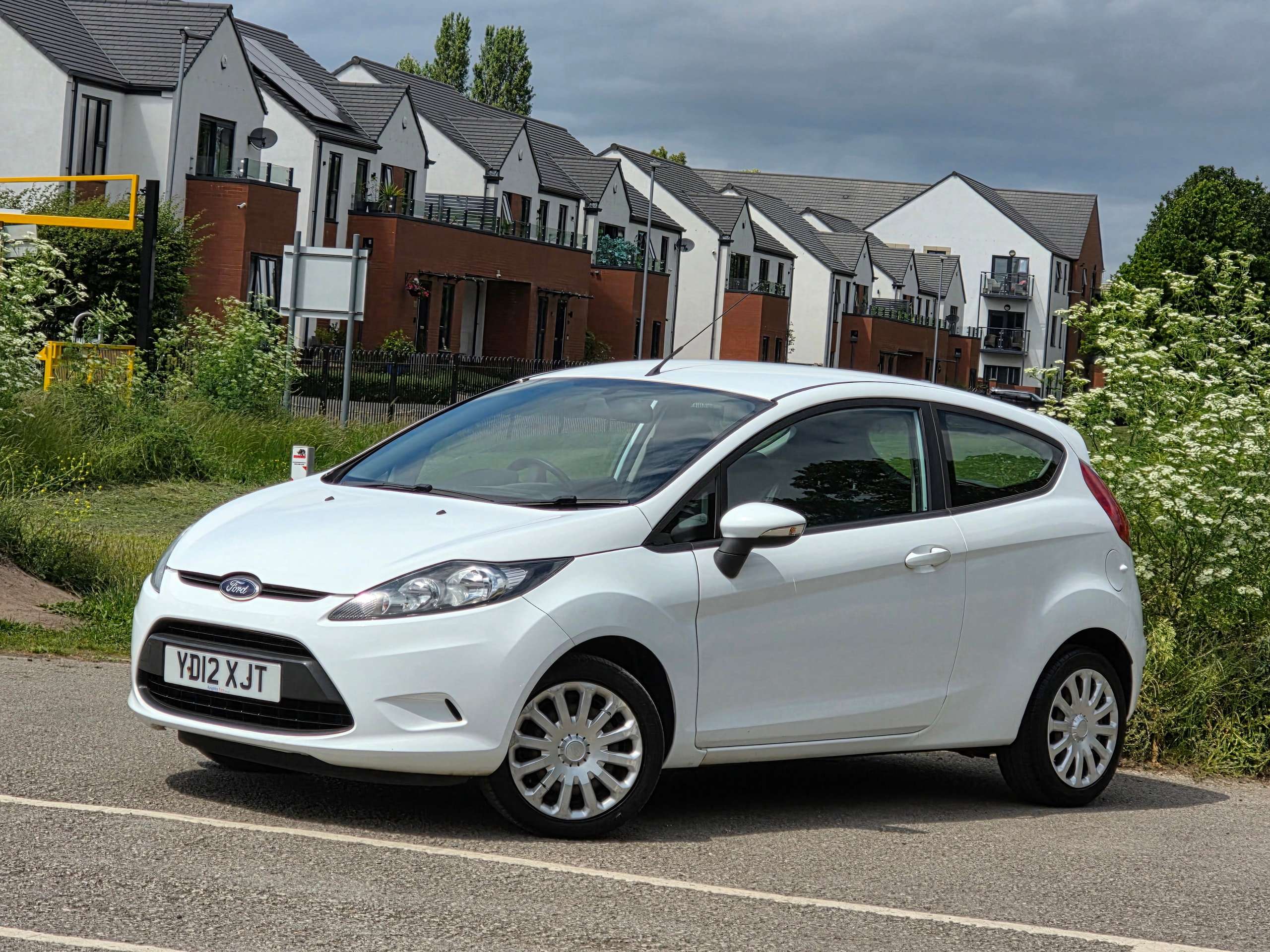 A 2012 FORD FIESTA 1.25 Edge Hatchback 3dr Petrol Manual (127 g/km, 59 bhp) A 2012 FORD FIESTA 1.25 Edge Hatchback 3dr Petrol Manual (127 g/km, 59 bhp)