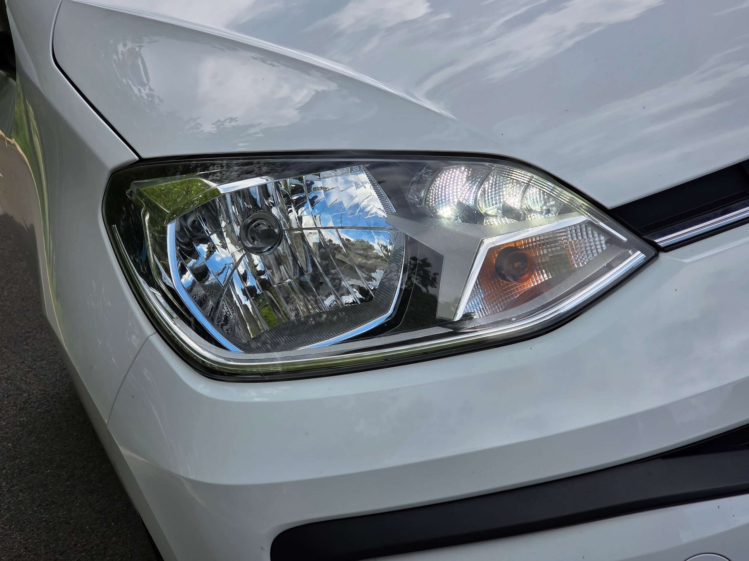 2019 VOLKSWAGEN UP! 2019 VOLKSWAGEN UP!