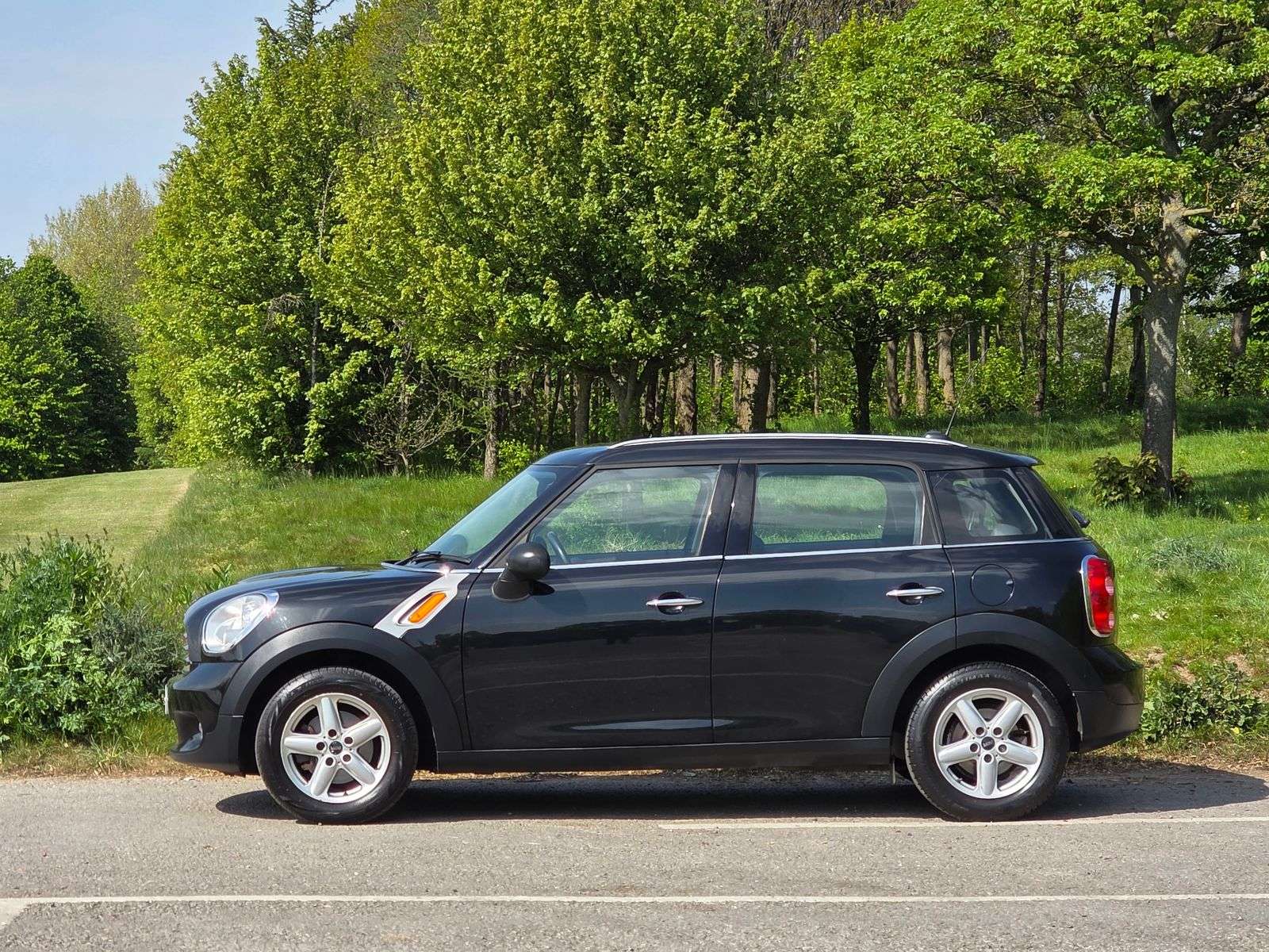 A 2012 MINI COUNTRYMAN 1.6 One D Euro 5 (s/s) 5dr A 2012 MINI COUNTRYMAN 1.6 One D Euro 5 (s/s) 5dr