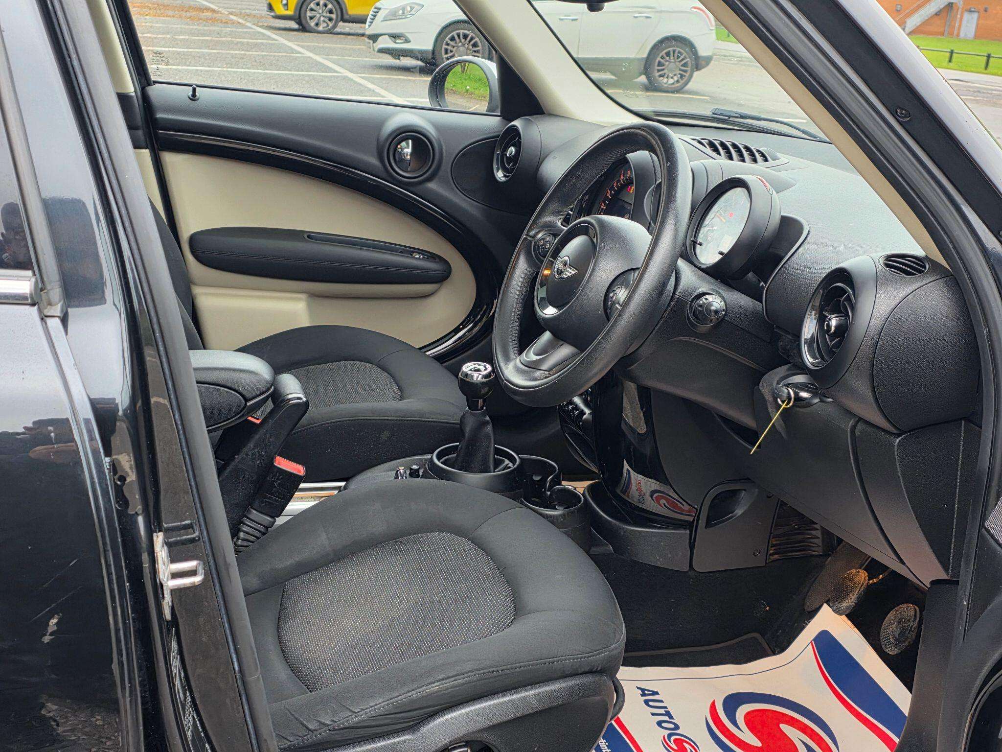 2014 MINI COUNTRYMAN 2014 MINI COUNTRYMAN