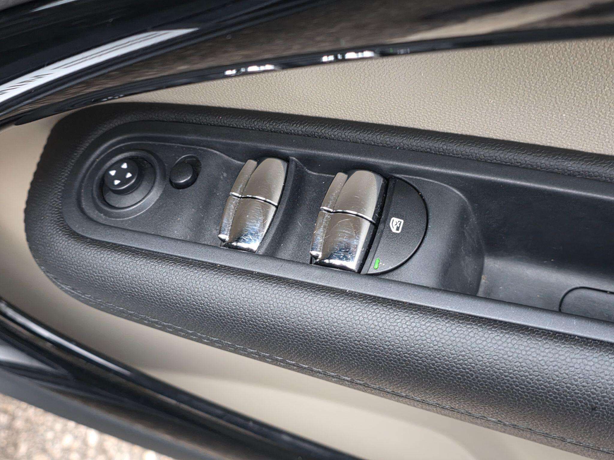 2014 MINI COUNTRYMAN 2014 MINI COUNTRYMAN