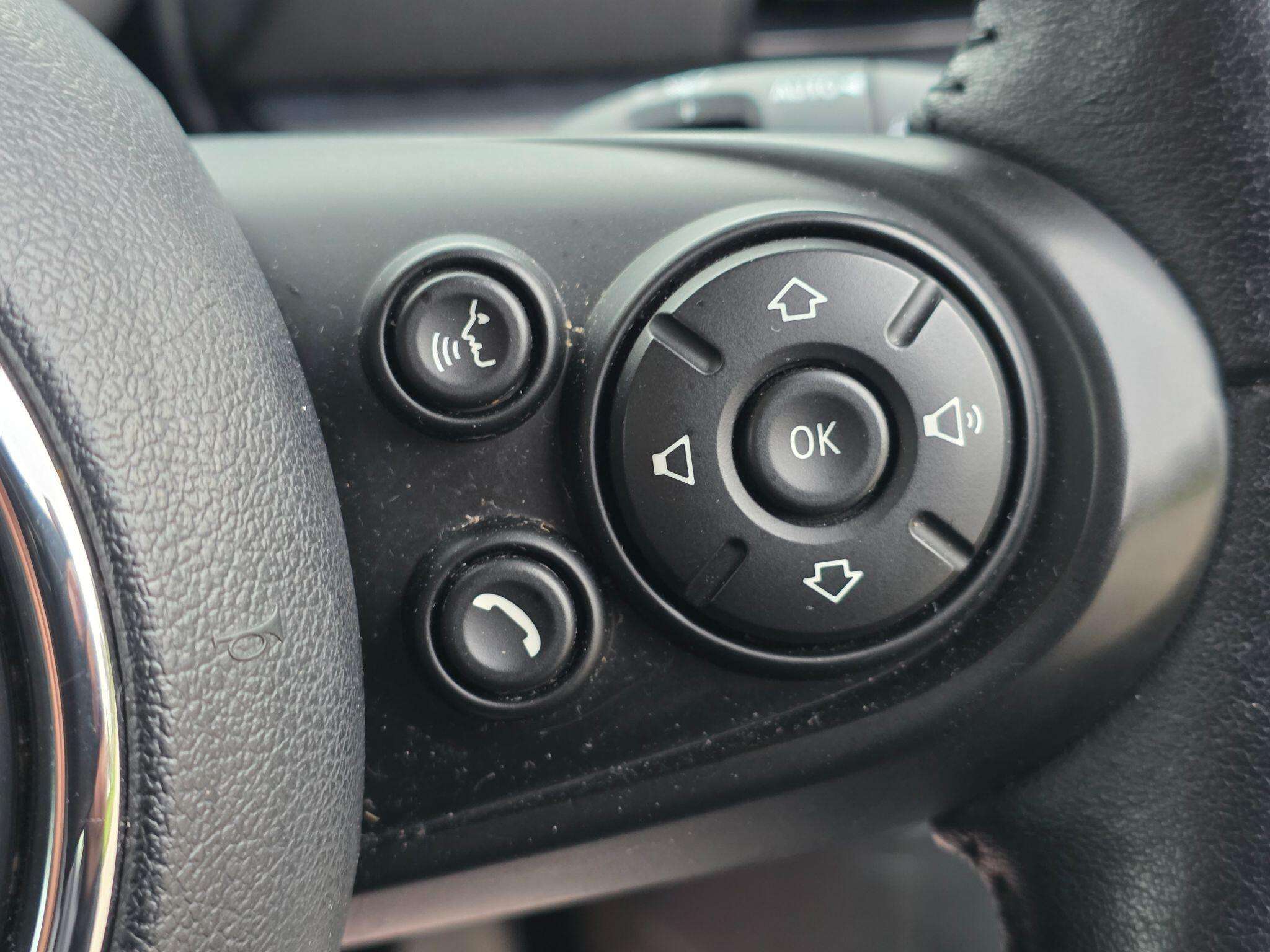 2017 MINI CLUBMAN 2017 MINI CLUBMAN