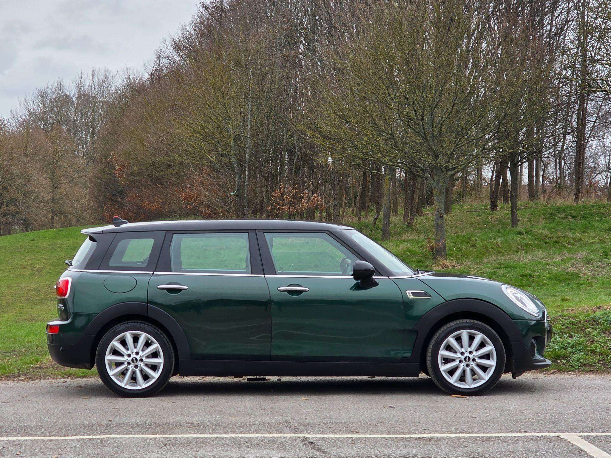 2017 MINI CLUBMAN 2017 MINI CLUBMAN