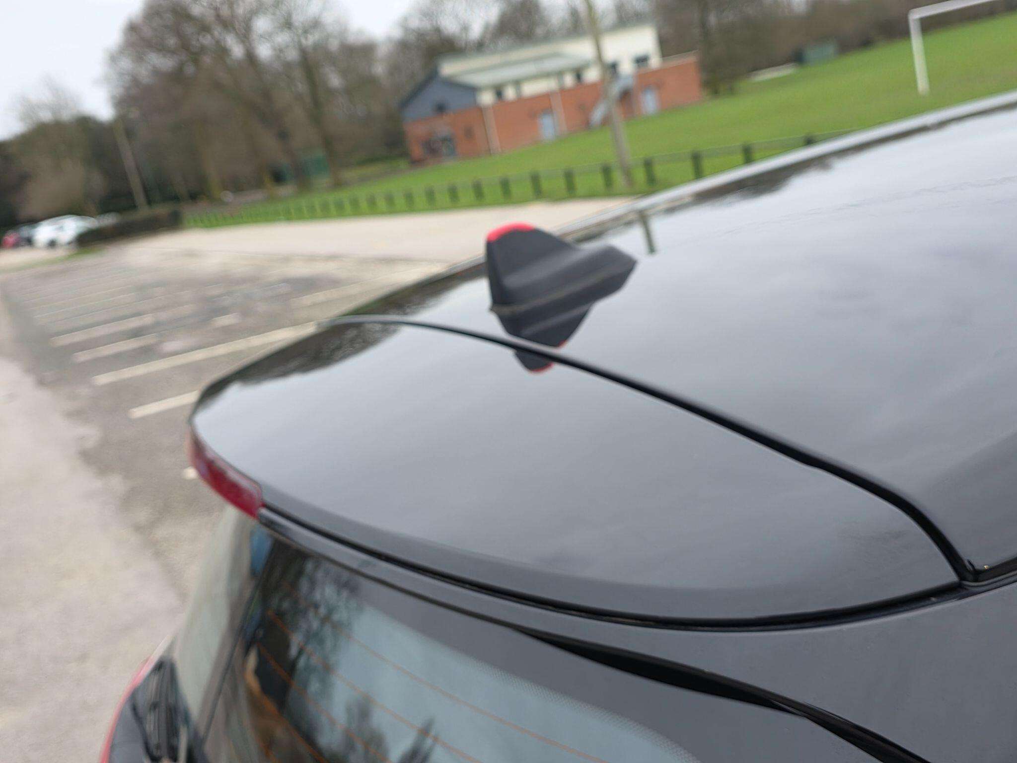 2017 MINI CLUBMAN 2017 MINI CLUBMAN