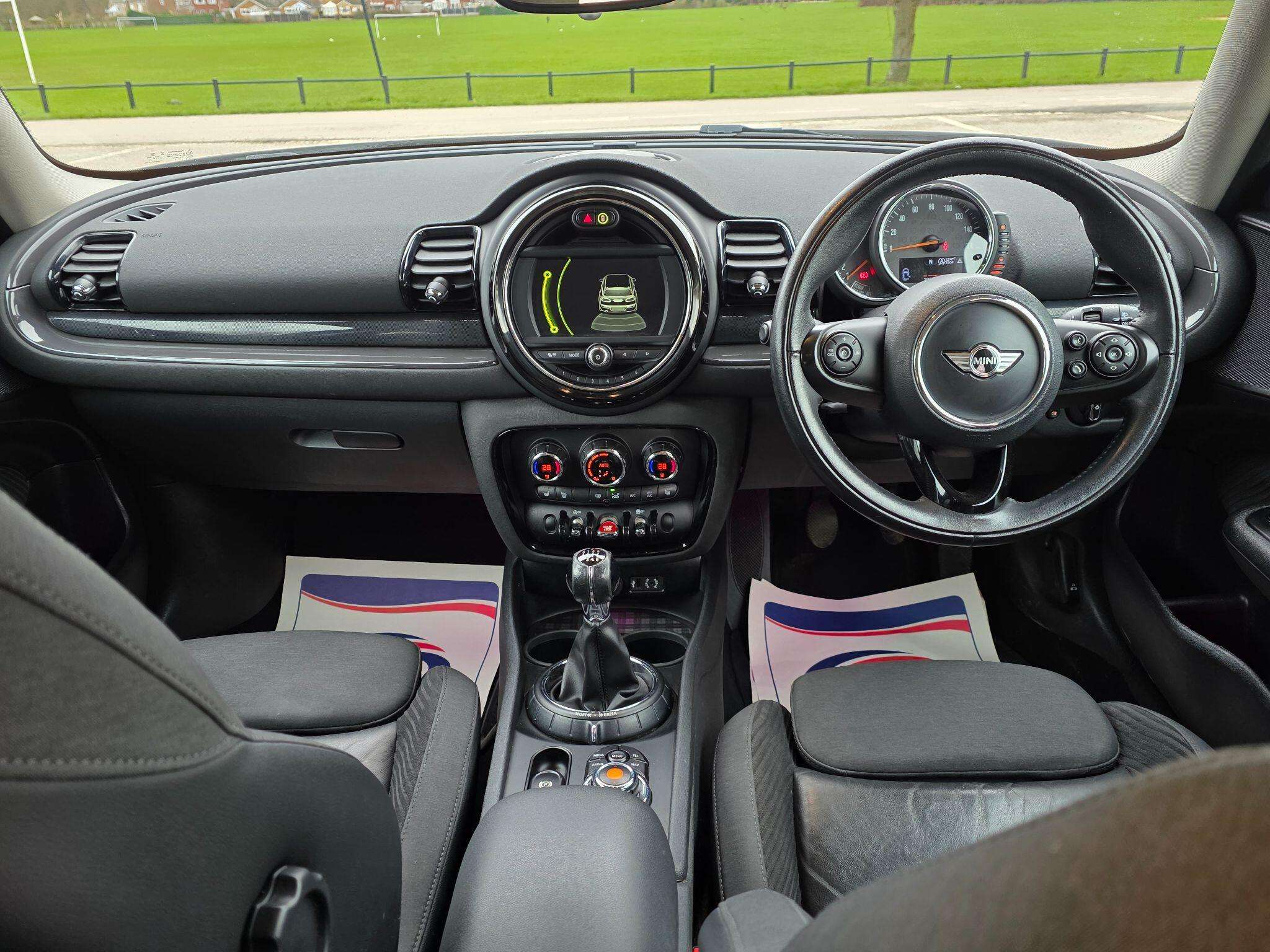 2017 MINI CLUBMAN 2017 MINI CLUBMAN