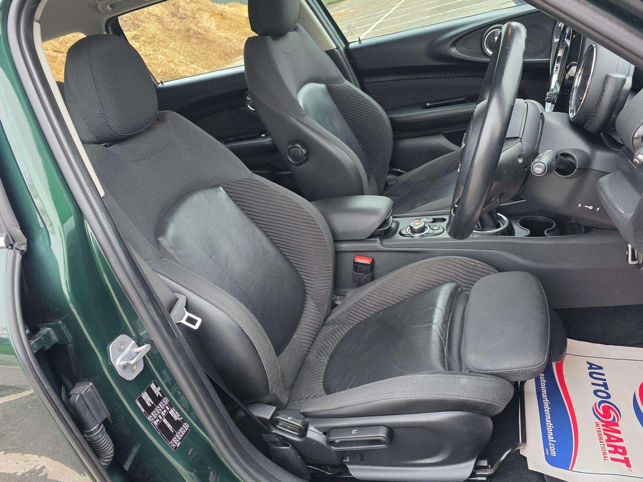 2017 MINI CLUBMAN 2017 MINI CLUBMAN