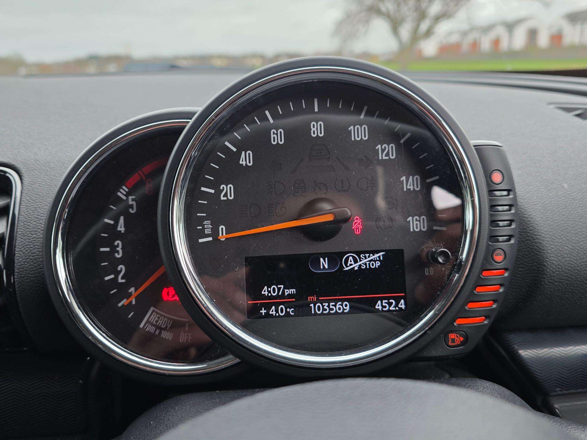 2017 MINI CLUBMAN 2017 MINI CLUBMAN