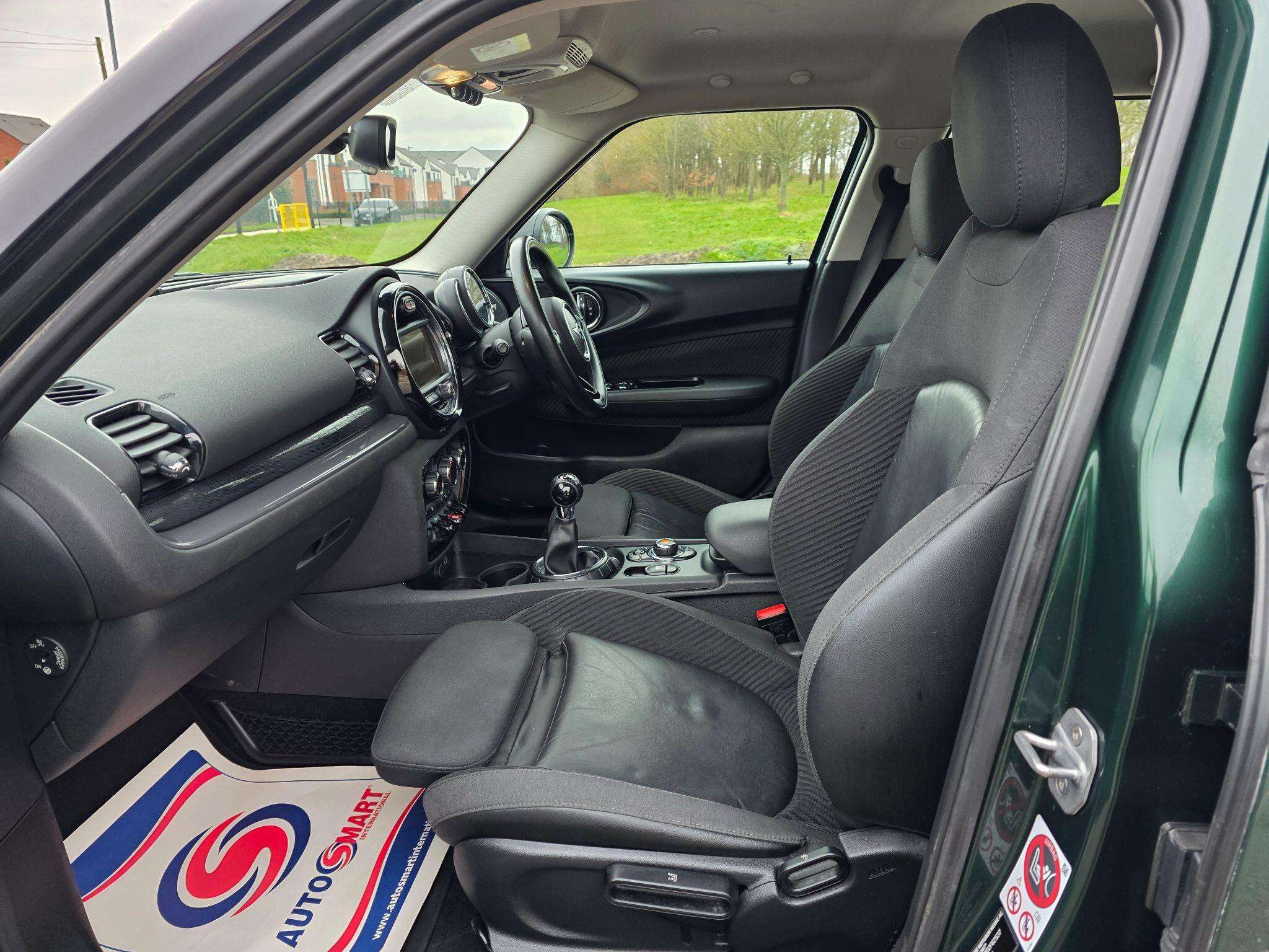 2017 MINI CLUBMAN 2017 MINI CLUBMAN