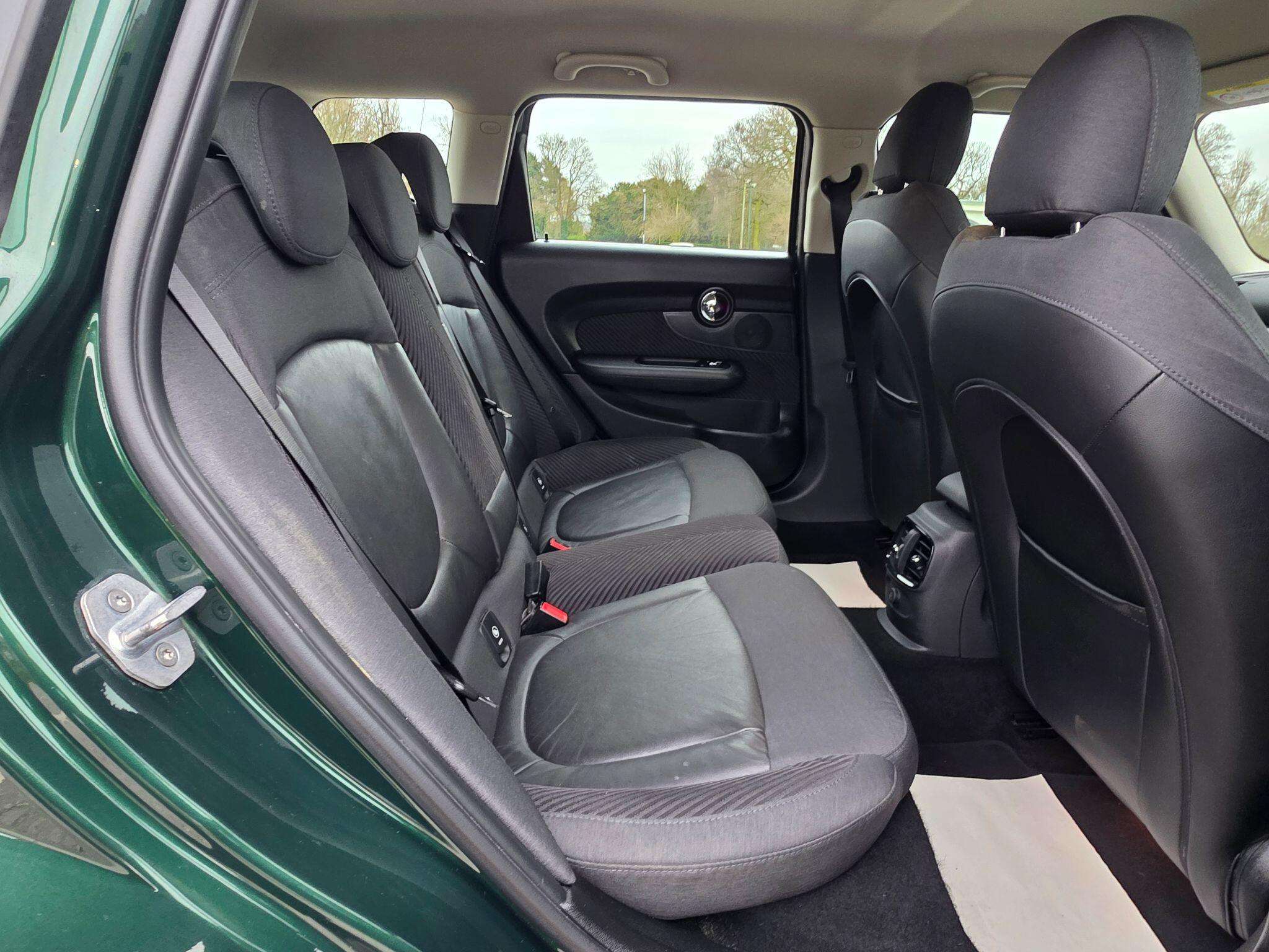 2017 MINI CLUBMAN 2017 MINI CLUBMAN