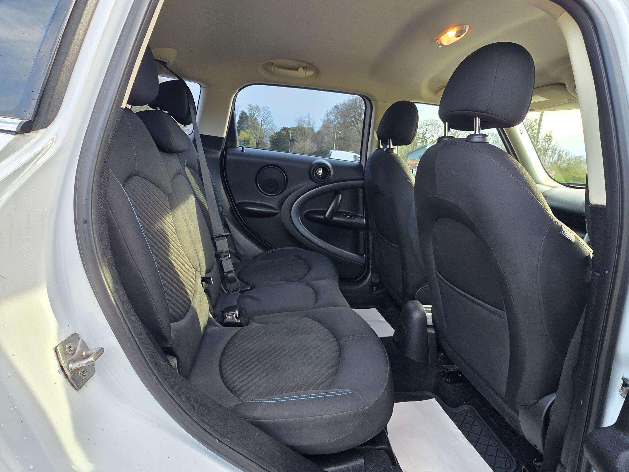 2012 MINI COUNTRYMAN 2012 MINI COUNTRYMAN