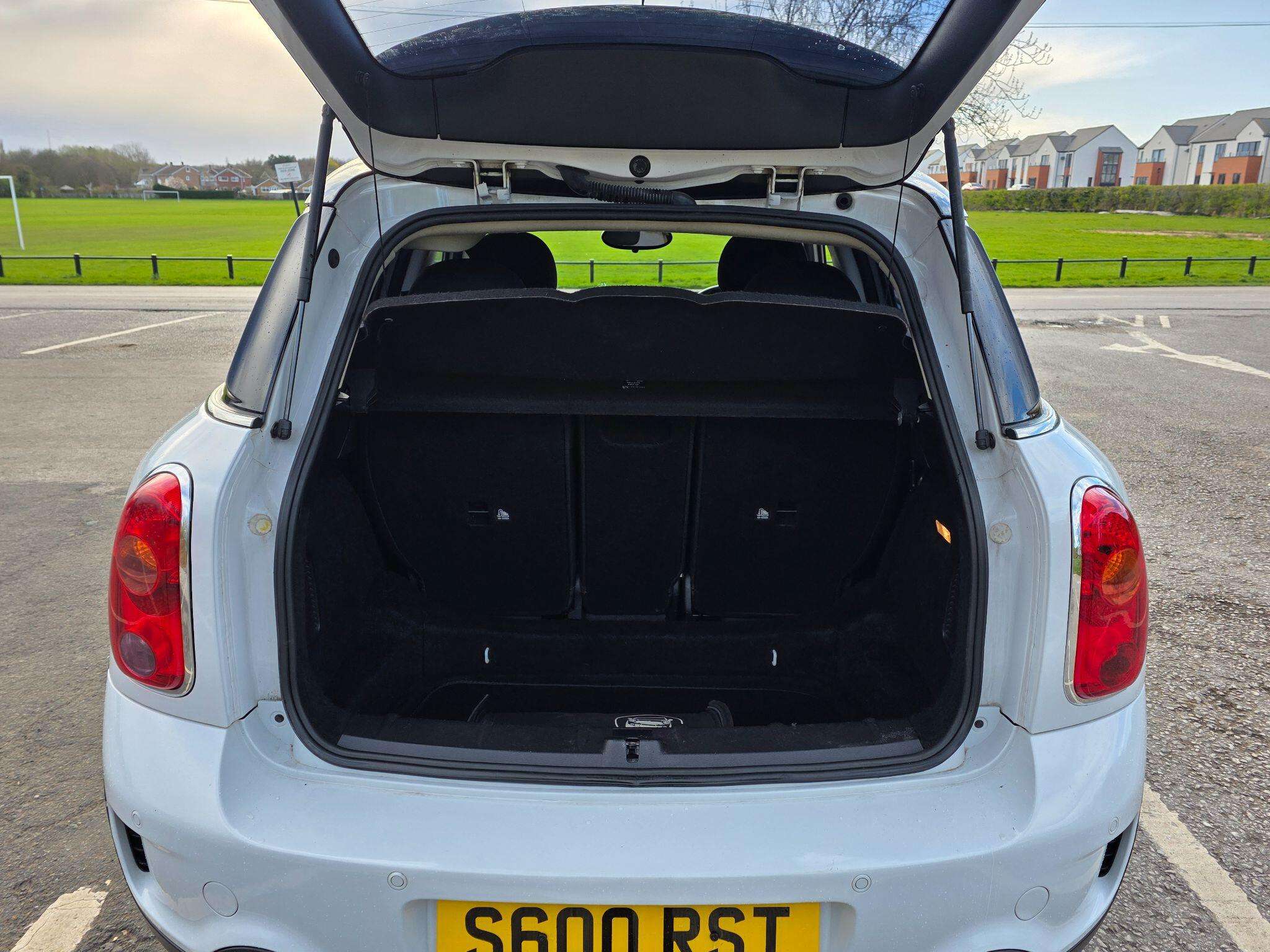 2012 MINI COUNTRYMAN 2012 MINI COUNTRYMAN