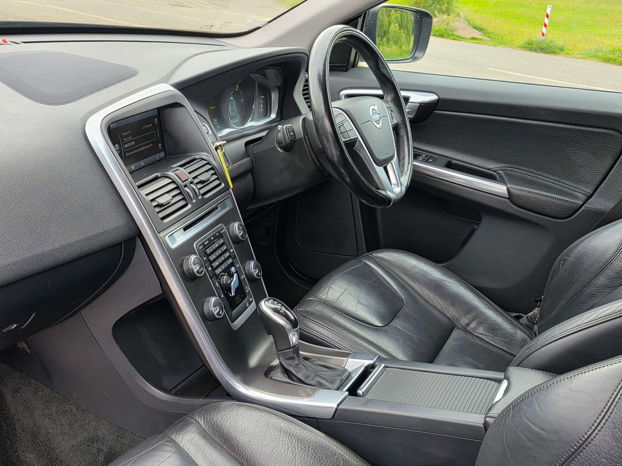 2013 VOLVO XC60 2013 VOLVO XC60