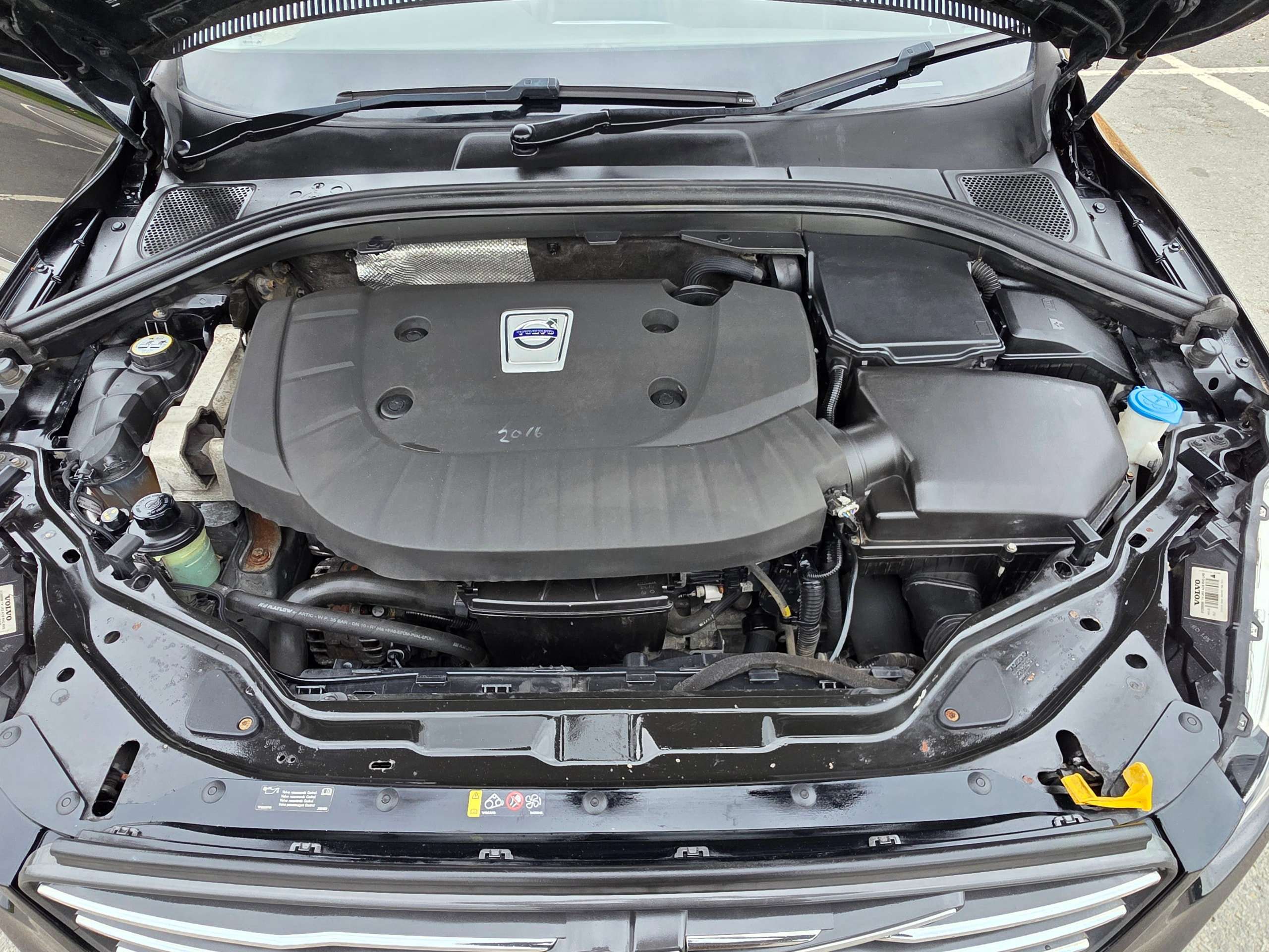 2013 VOLVO XC60 2013 VOLVO XC60