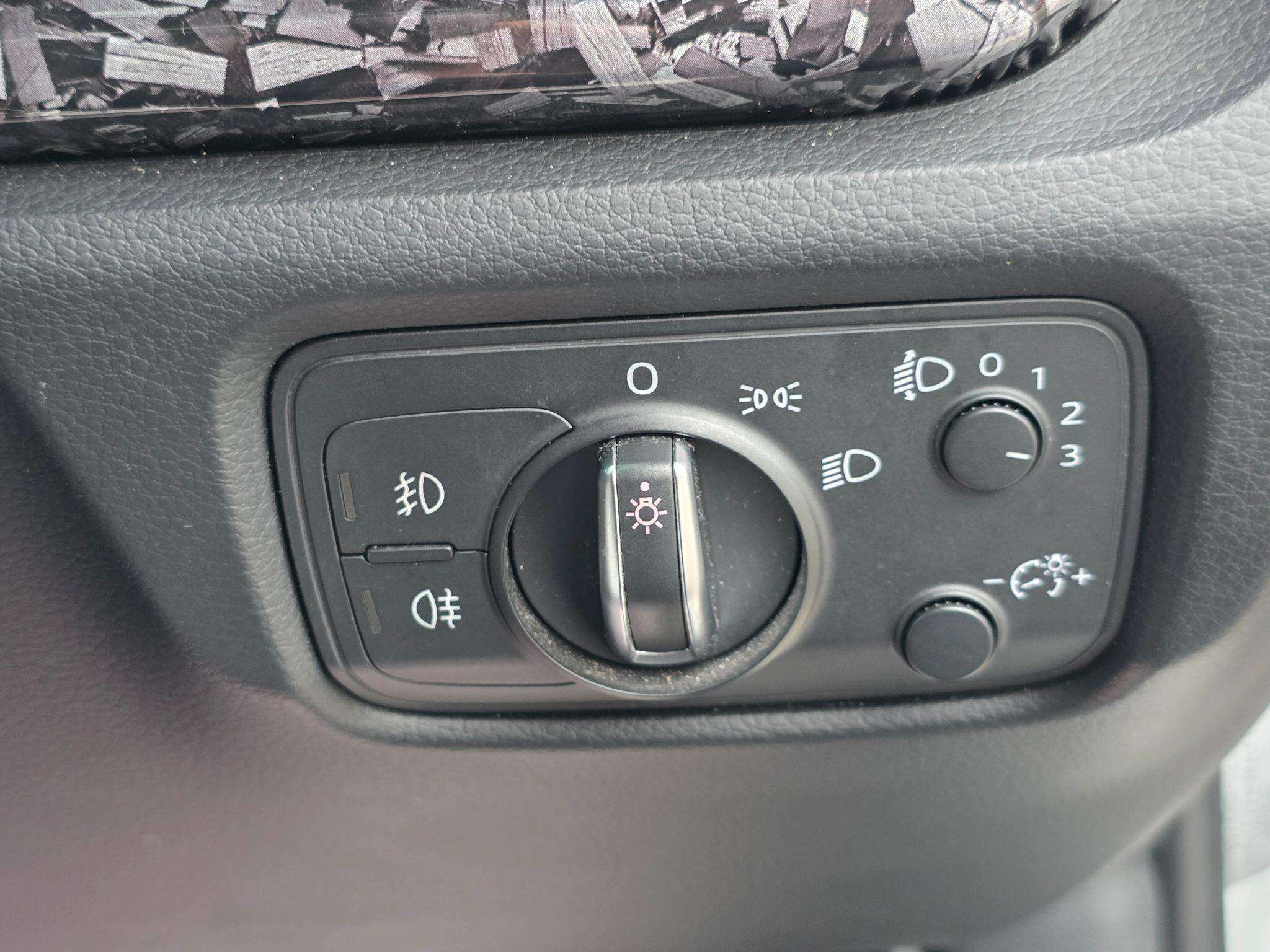 2016 AUDI A3 2016 AUDI A3