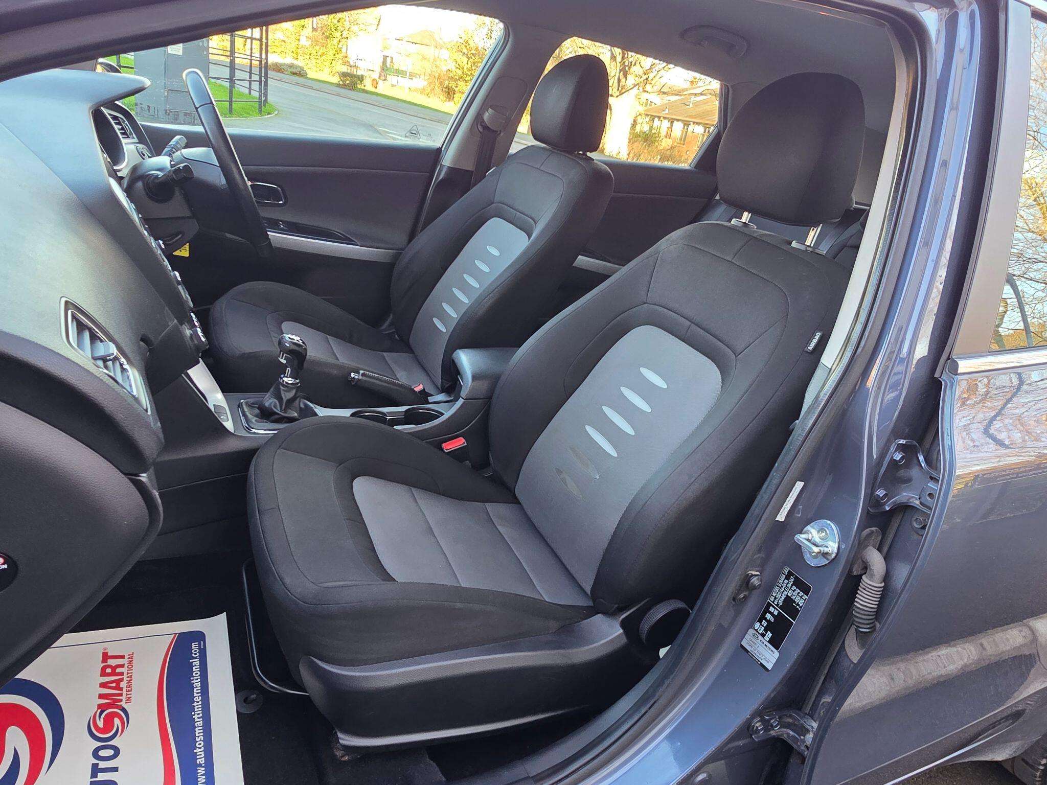 2014 KIA CEED 2014 KIA CEED