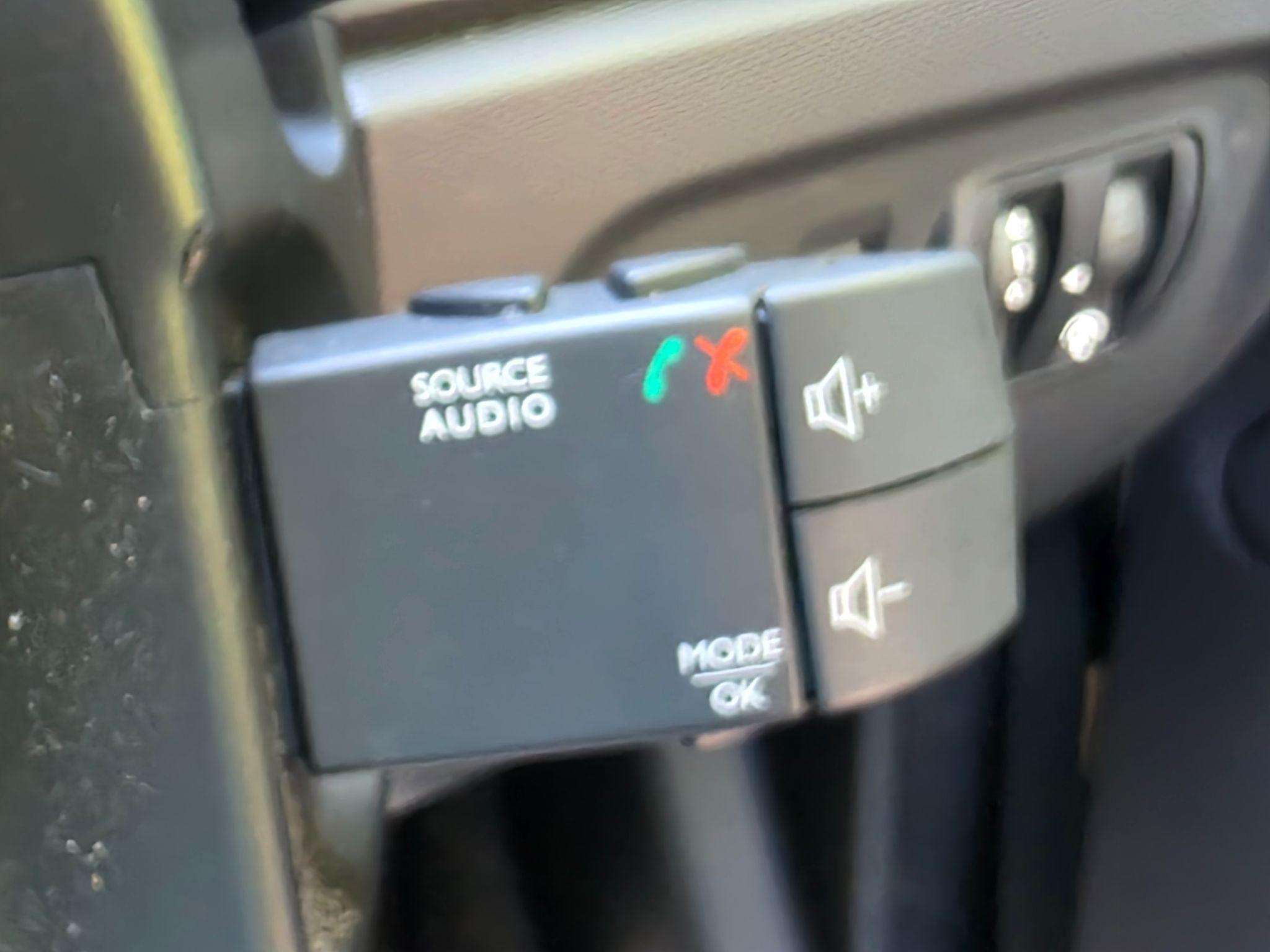 2015 RENAULT CAPTUR 2015 RENAULT CAPTUR