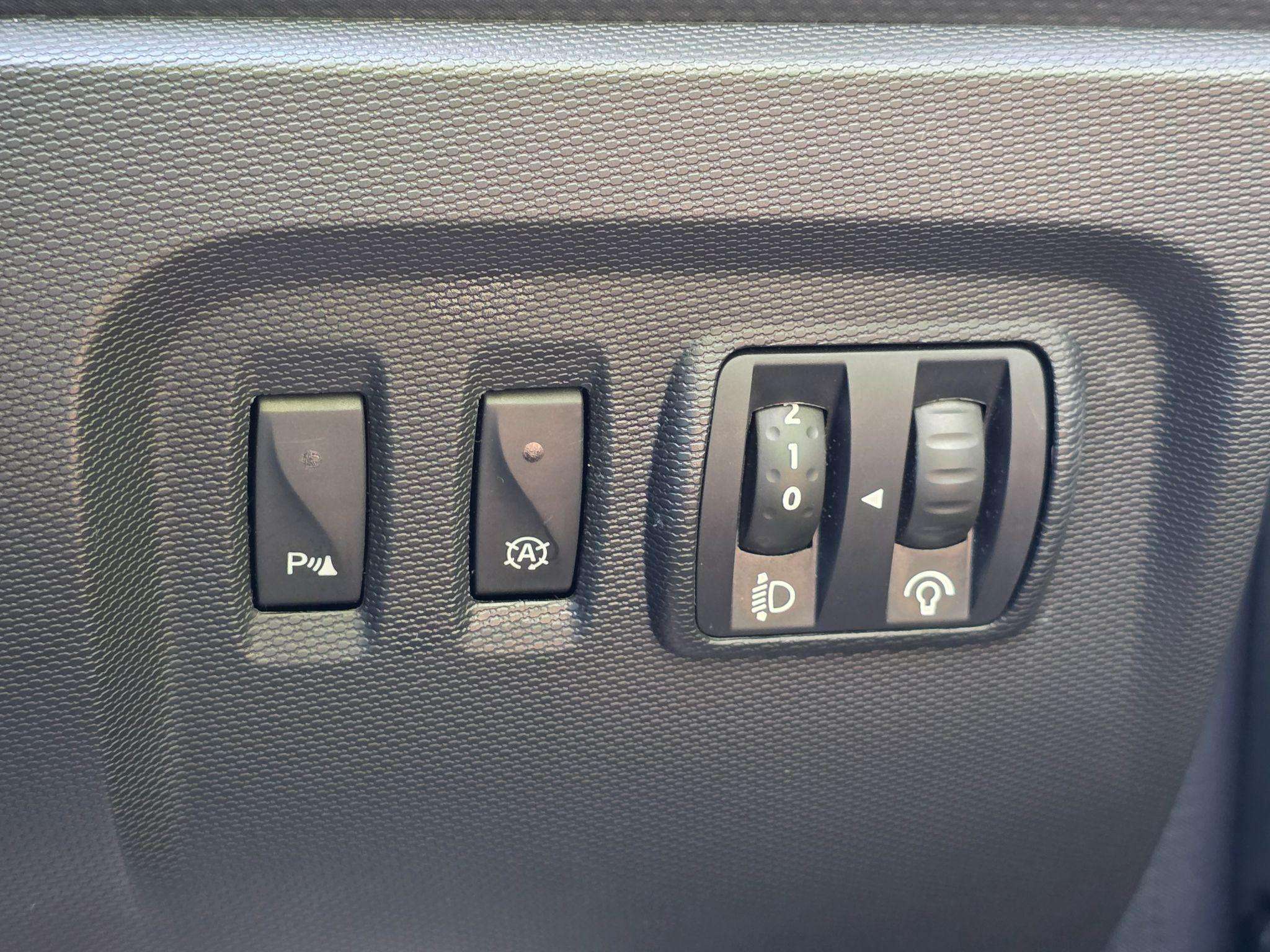 2015 RENAULT CAPTUR 2015 RENAULT CAPTUR