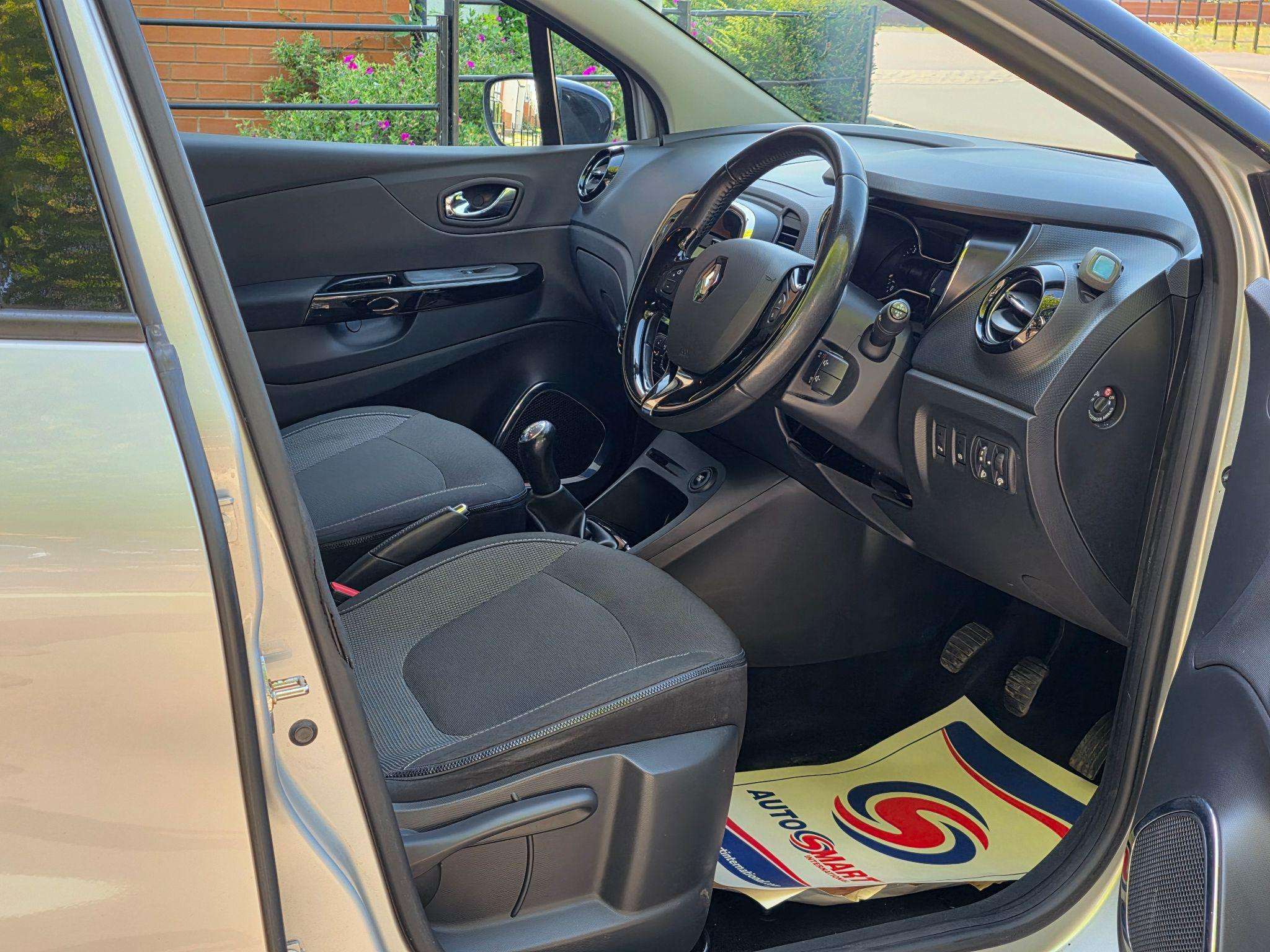 2015 RENAULT CAPTUR 2015 RENAULT CAPTUR