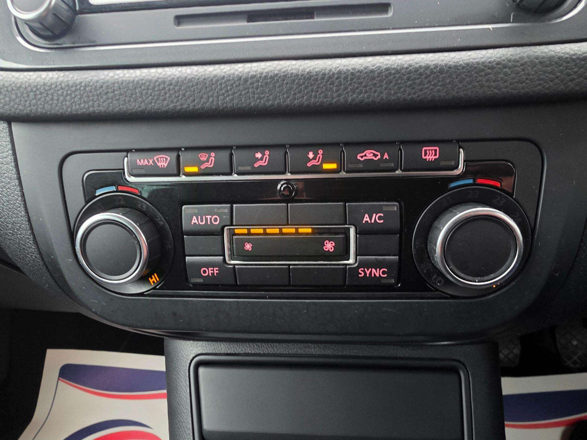 2013 VOLKSWAGEN TIGUAN 2013 VOLKSWAGEN TIGUAN