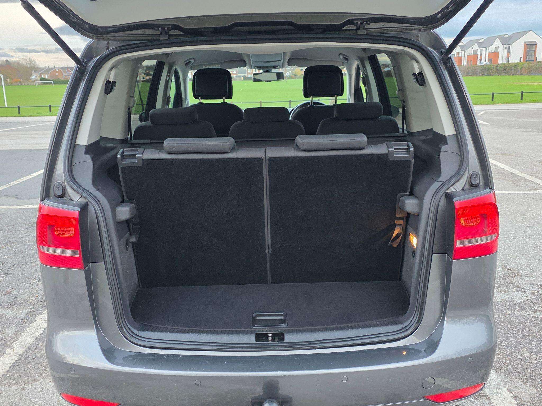 2014 VOLKSWAGEN TOURAN 2014 VOLKSWAGEN TOURAN