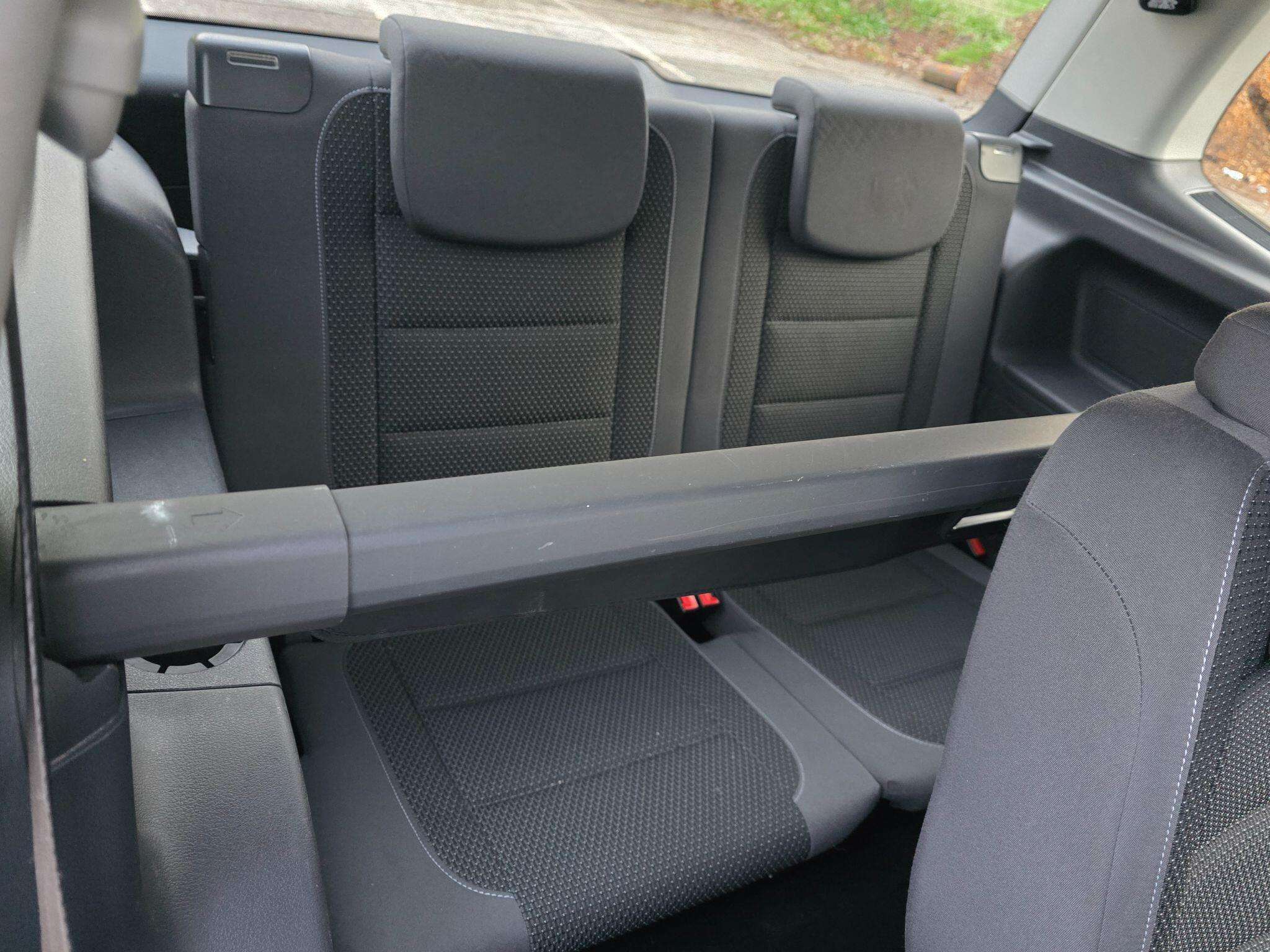 2014 VOLKSWAGEN TOURAN 2014 VOLKSWAGEN TOURAN