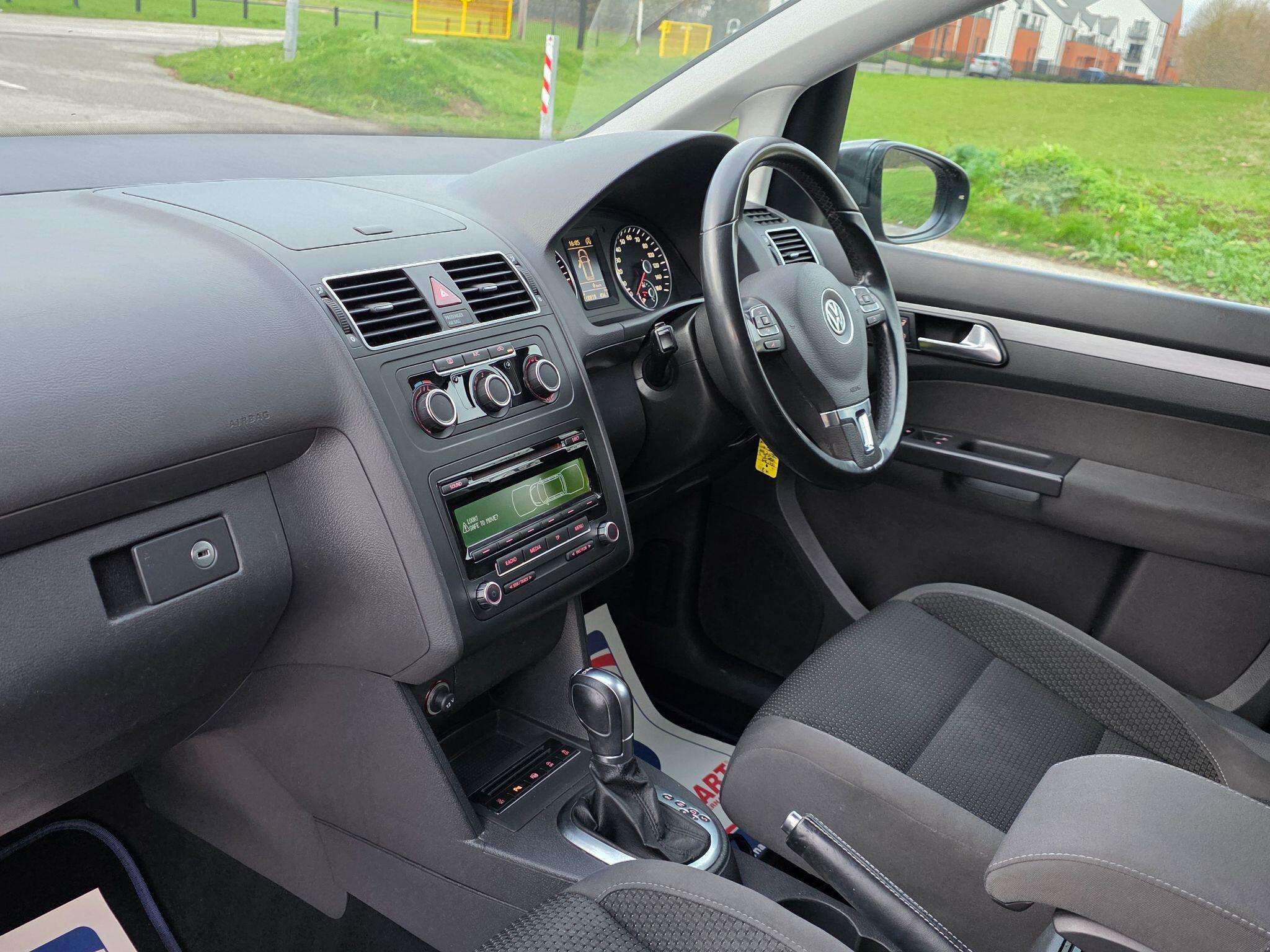 2014 VOLKSWAGEN TOURAN 2014 VOLKSWAGEN TOURAN