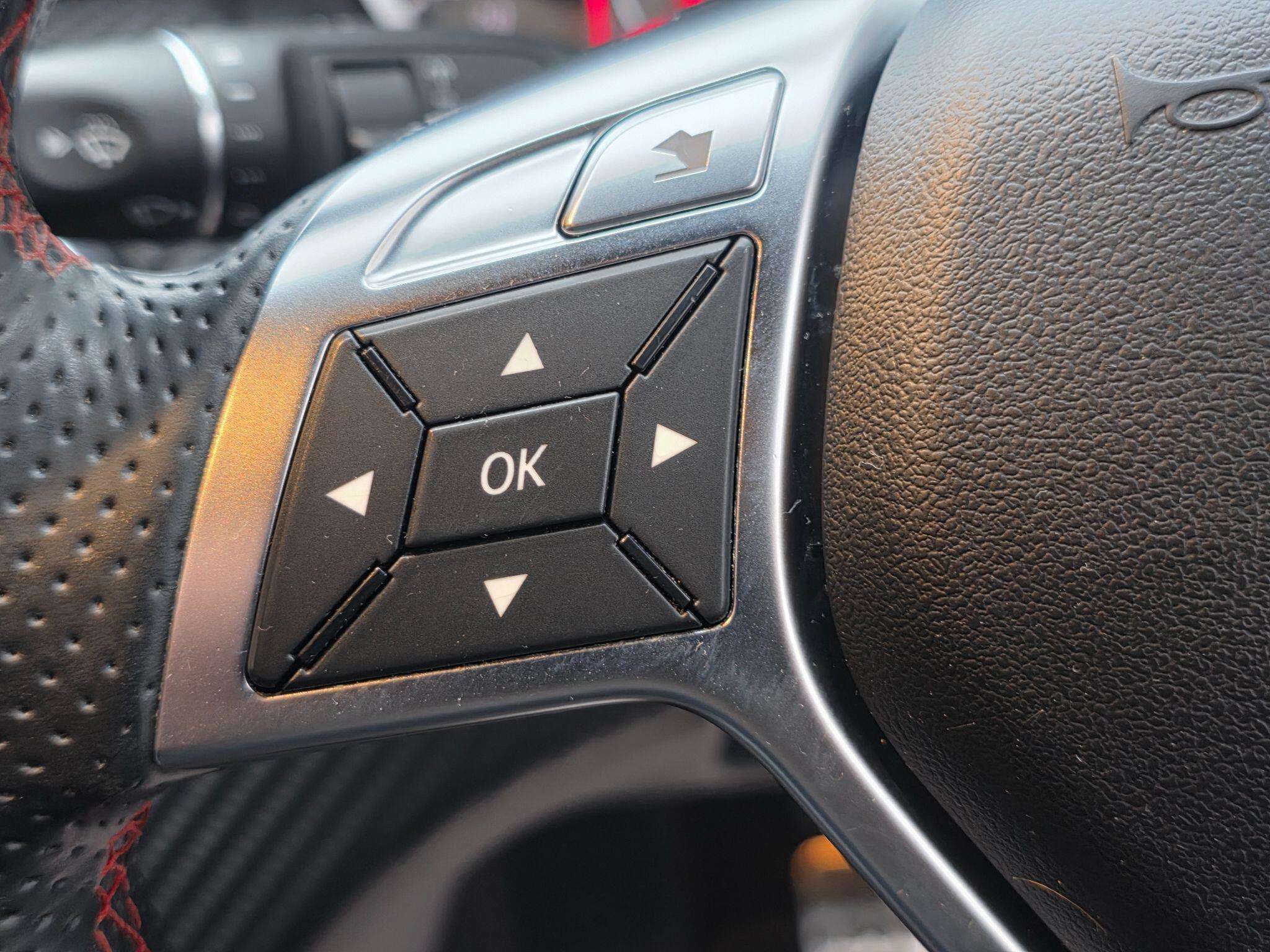 2014 MERCEDES-BENZ A CLASS 2014 MERCEDES-BENZ A CLASS