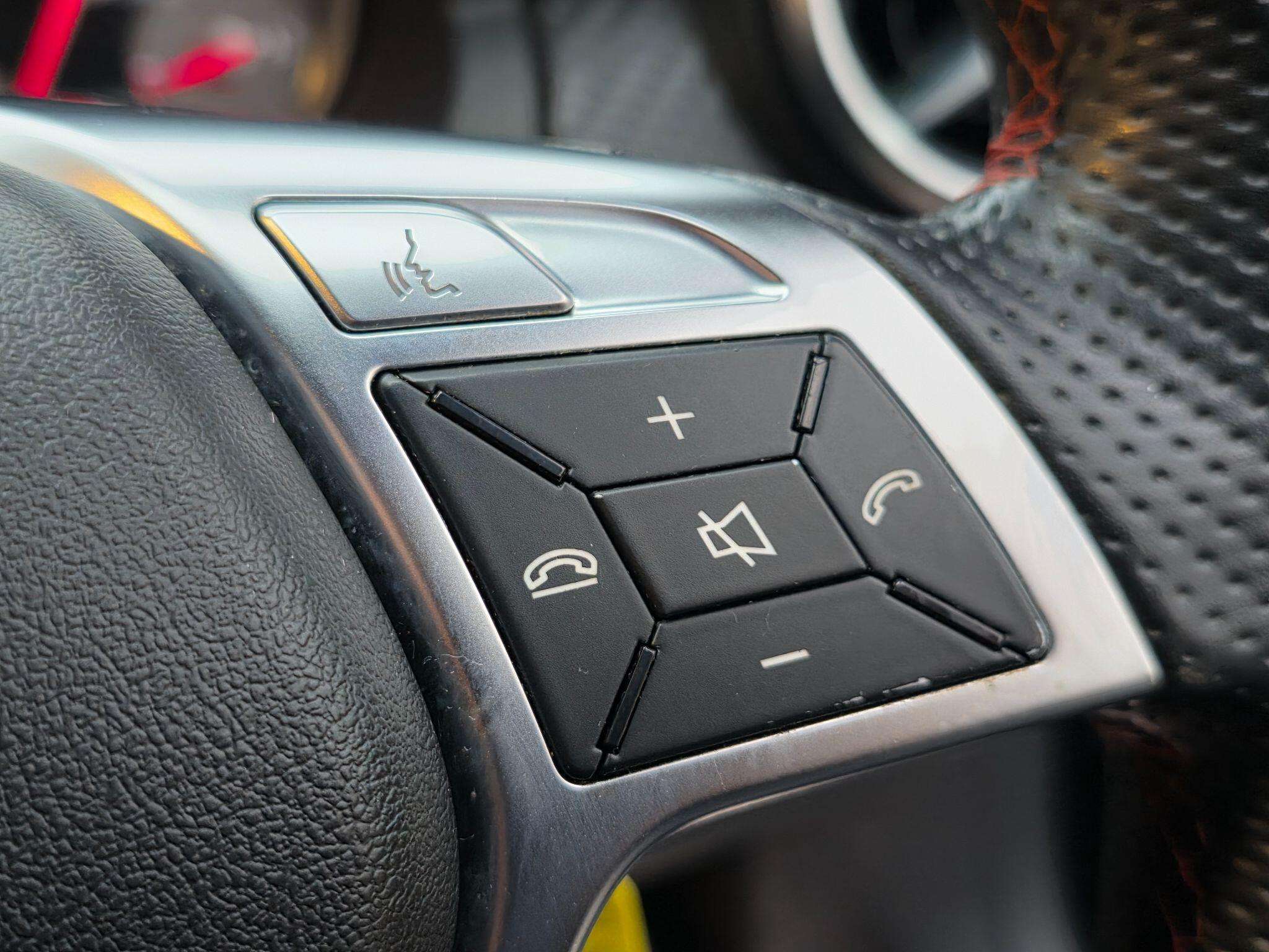 2014 MERCEDES-BENZ A CLASS 2014 MERCEDES-BENZ A CLASS