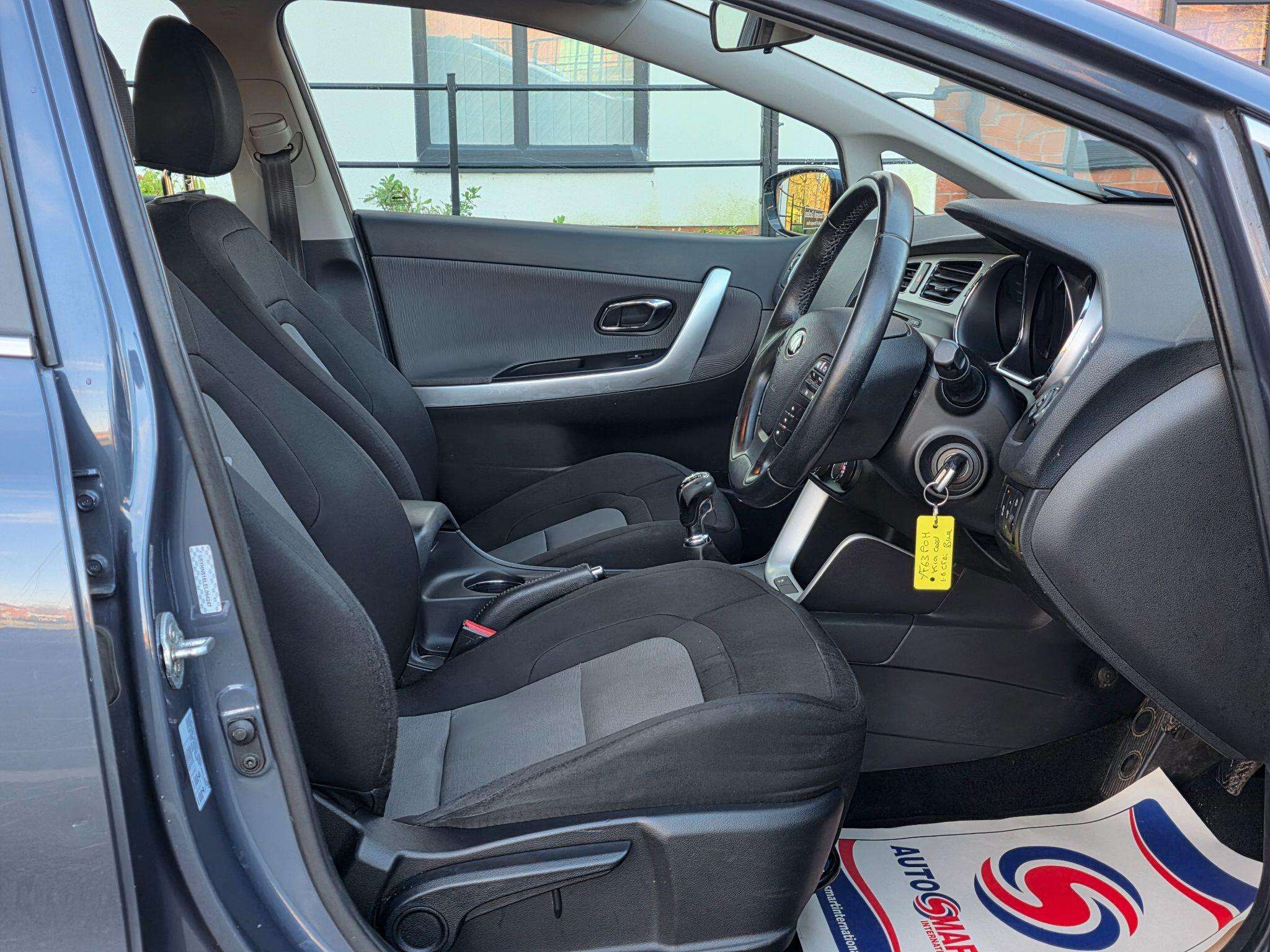 2014 KIA CEED 2014 KIA CEED