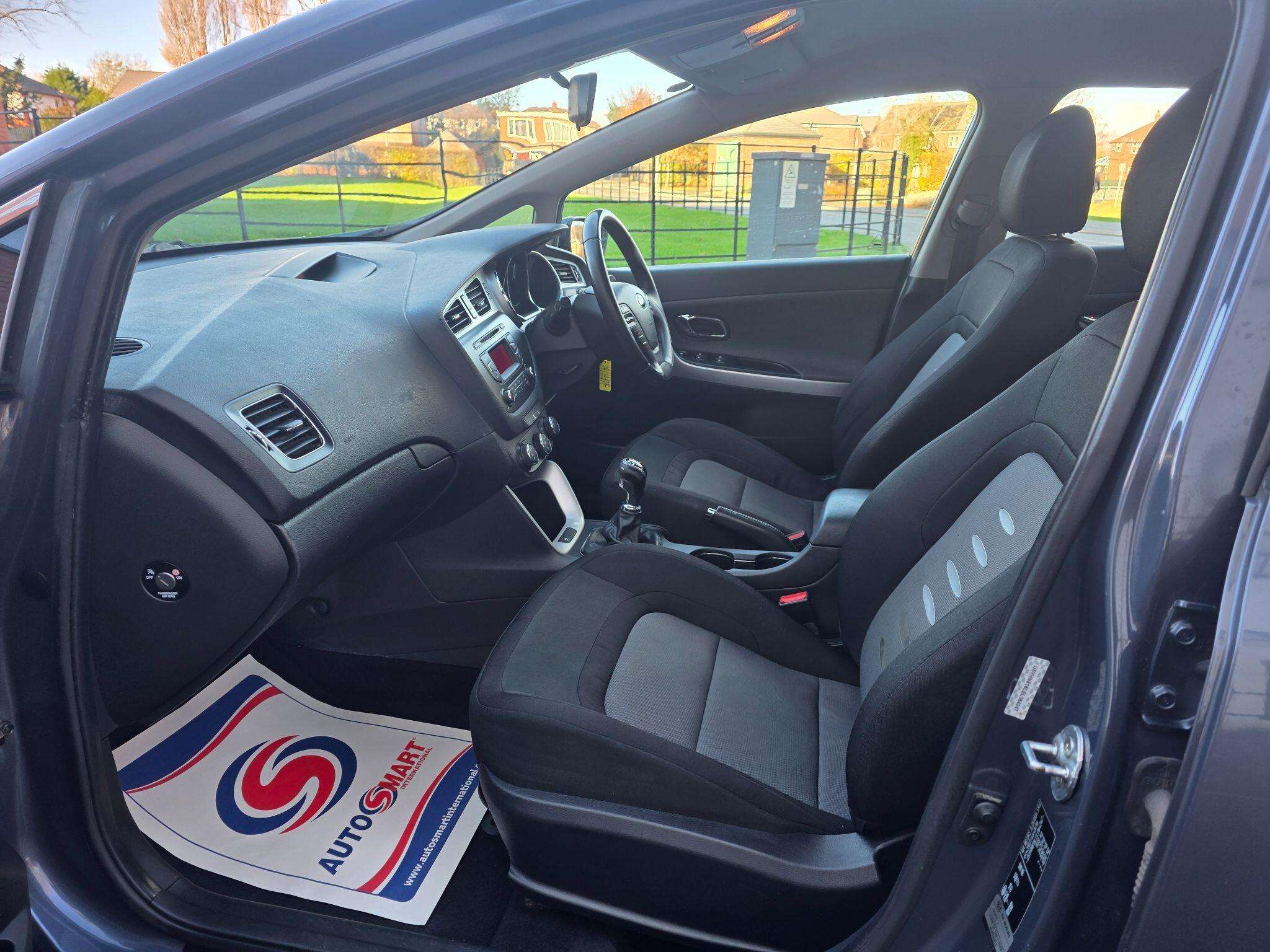 2014 KIA CEED 2014 KIA CEED