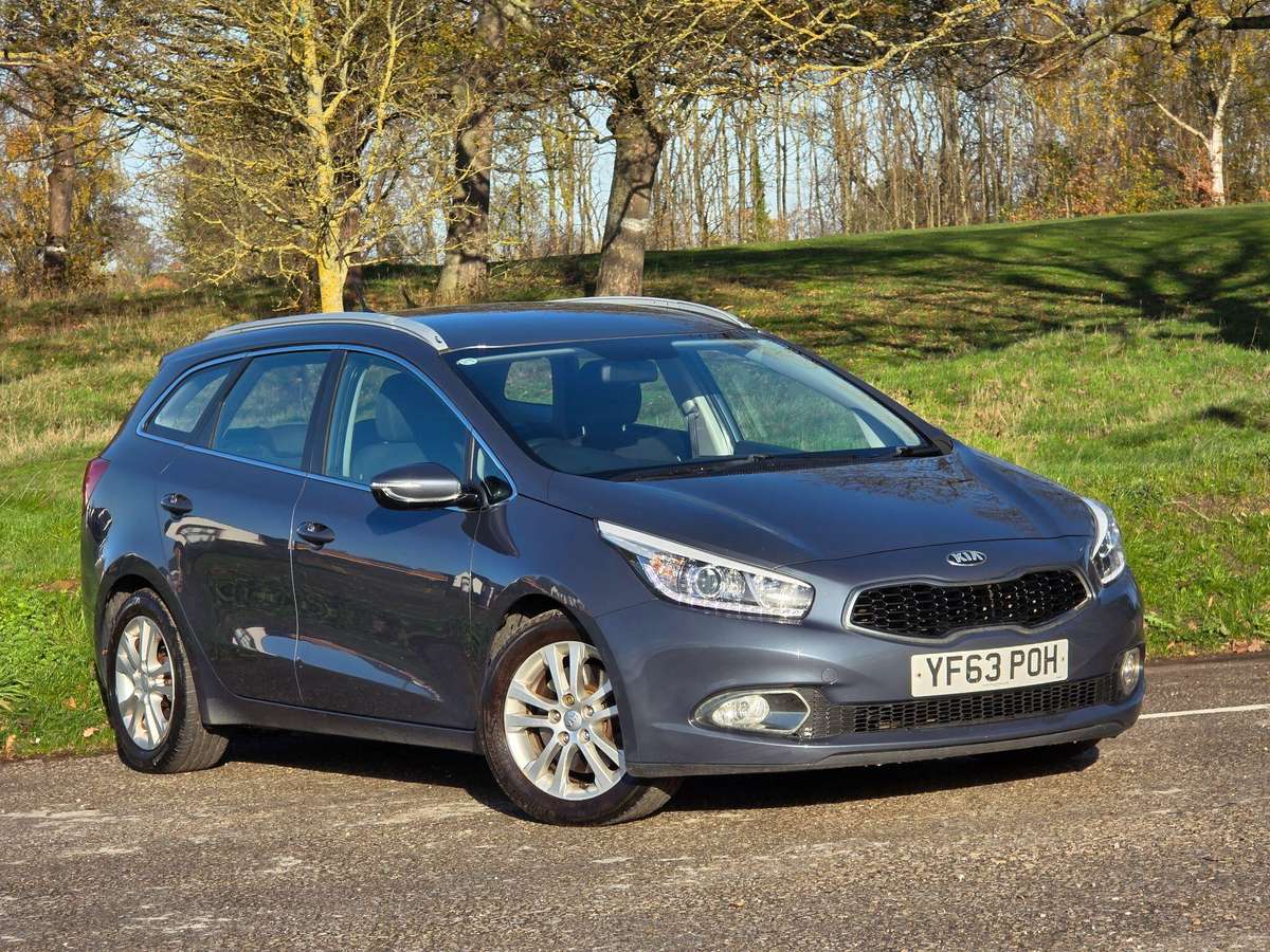 Check out this Kia Ceed 2014 Diesel Manual