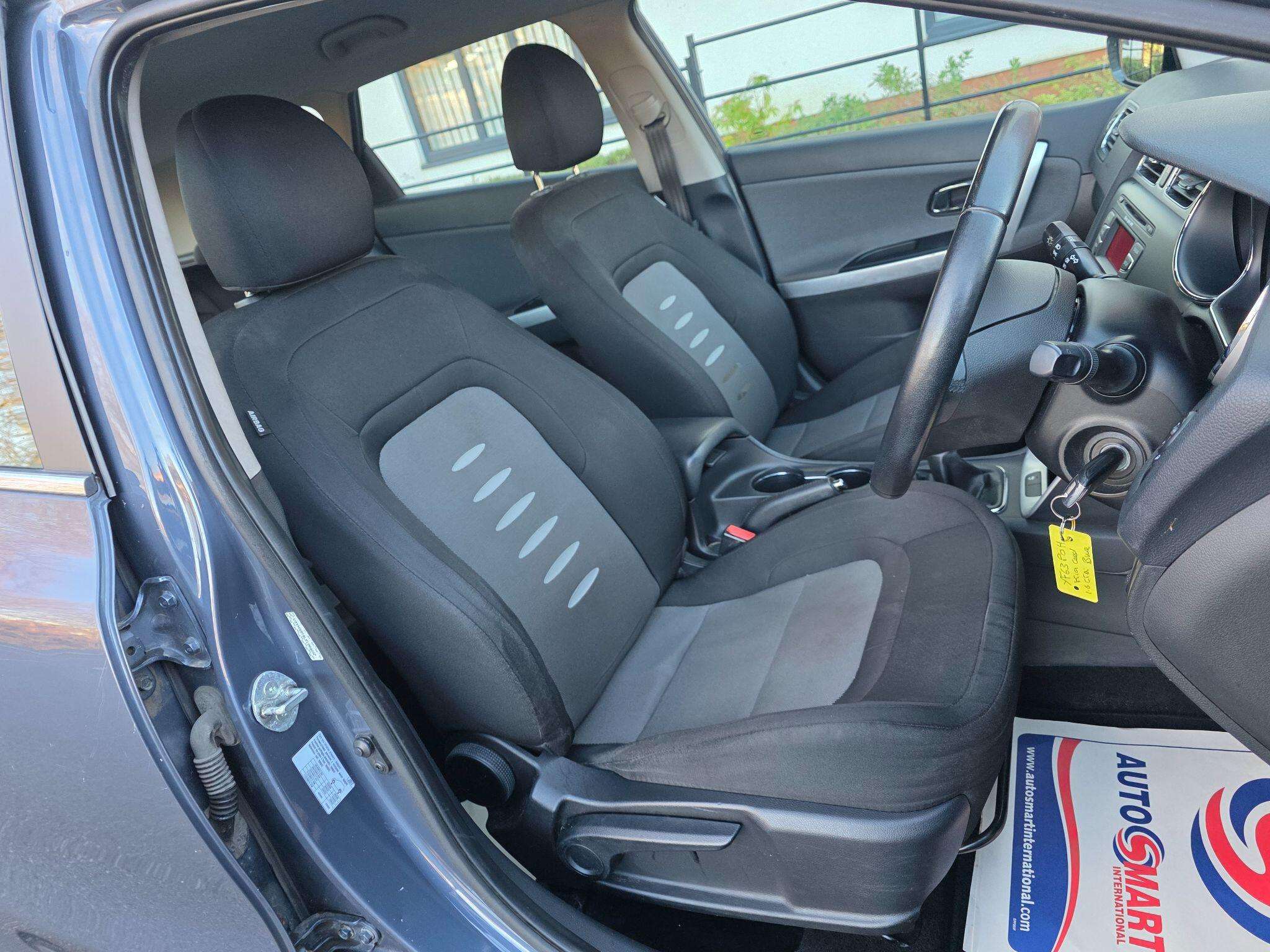 2014 KIA CEED 2014 KIA CEED