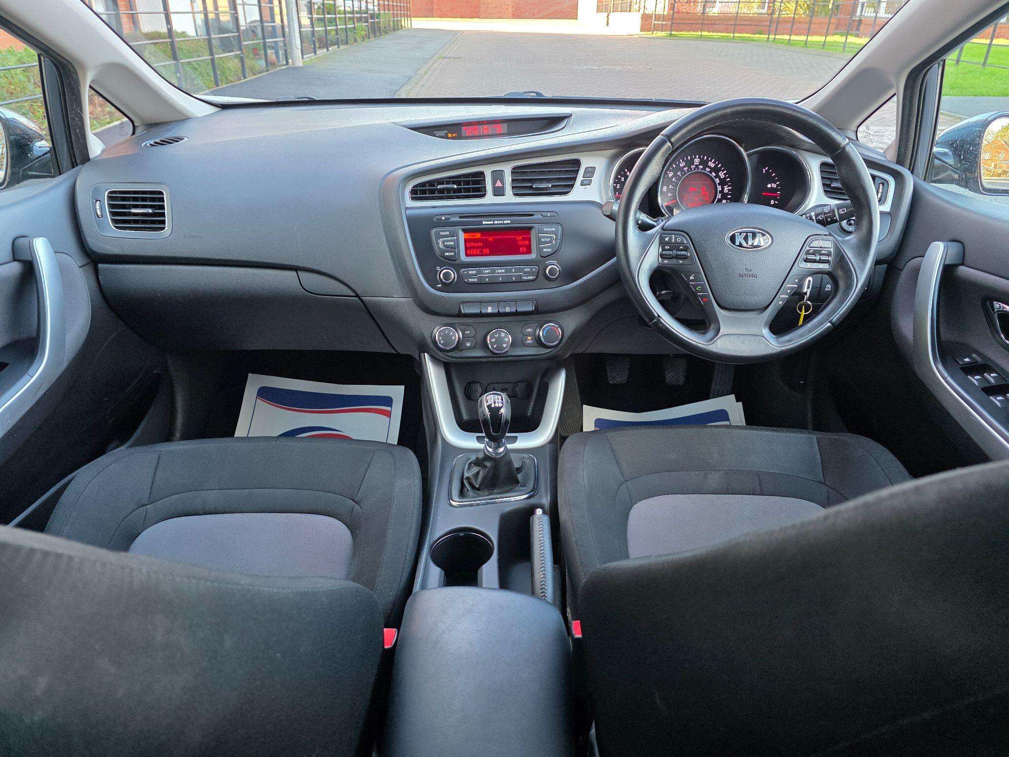 2014 KIA CEED 2014 KIA CEED