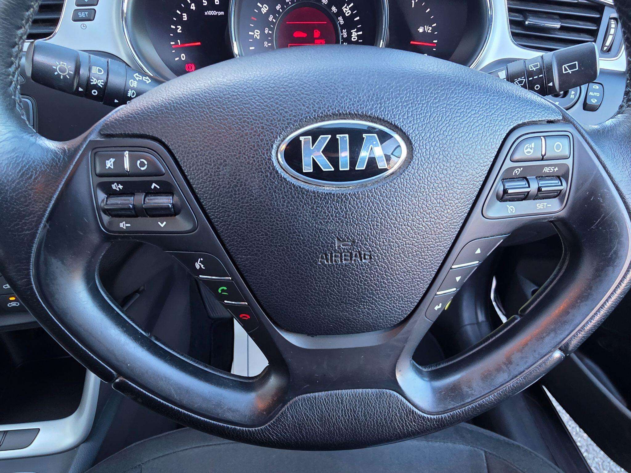 2014 KIA CEED 2014 KIA CEED