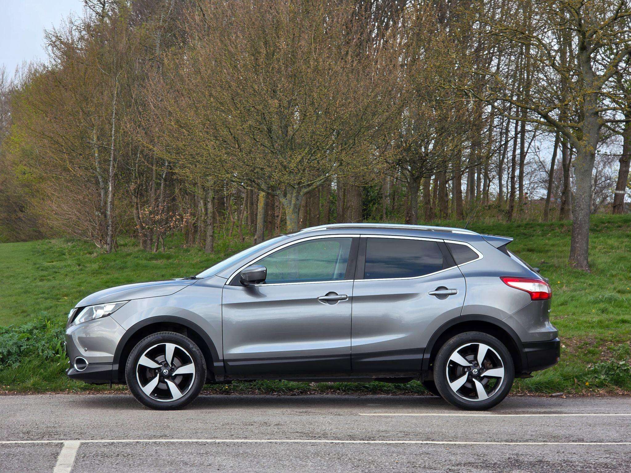 A 2016 NISSAN QASHQAI 1.5 dCi N-Connecta 2WD Euro 6 (s/s) 5dr A 2016 NISSAN QASHQAI 1.5 dCi N-Connecta 2WD Euro 6 (s/s) 5dr
